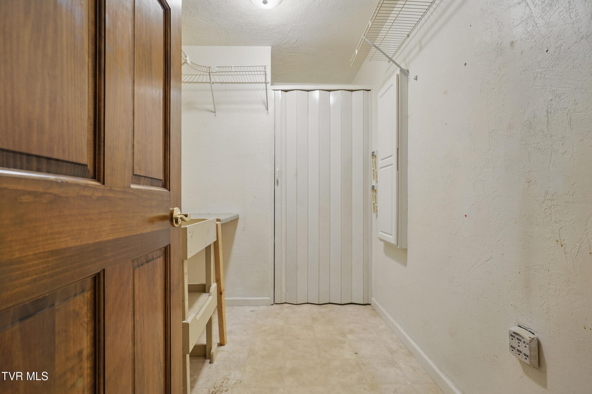 11316 Boggs Hollow Road, Pound, Virginia image 18