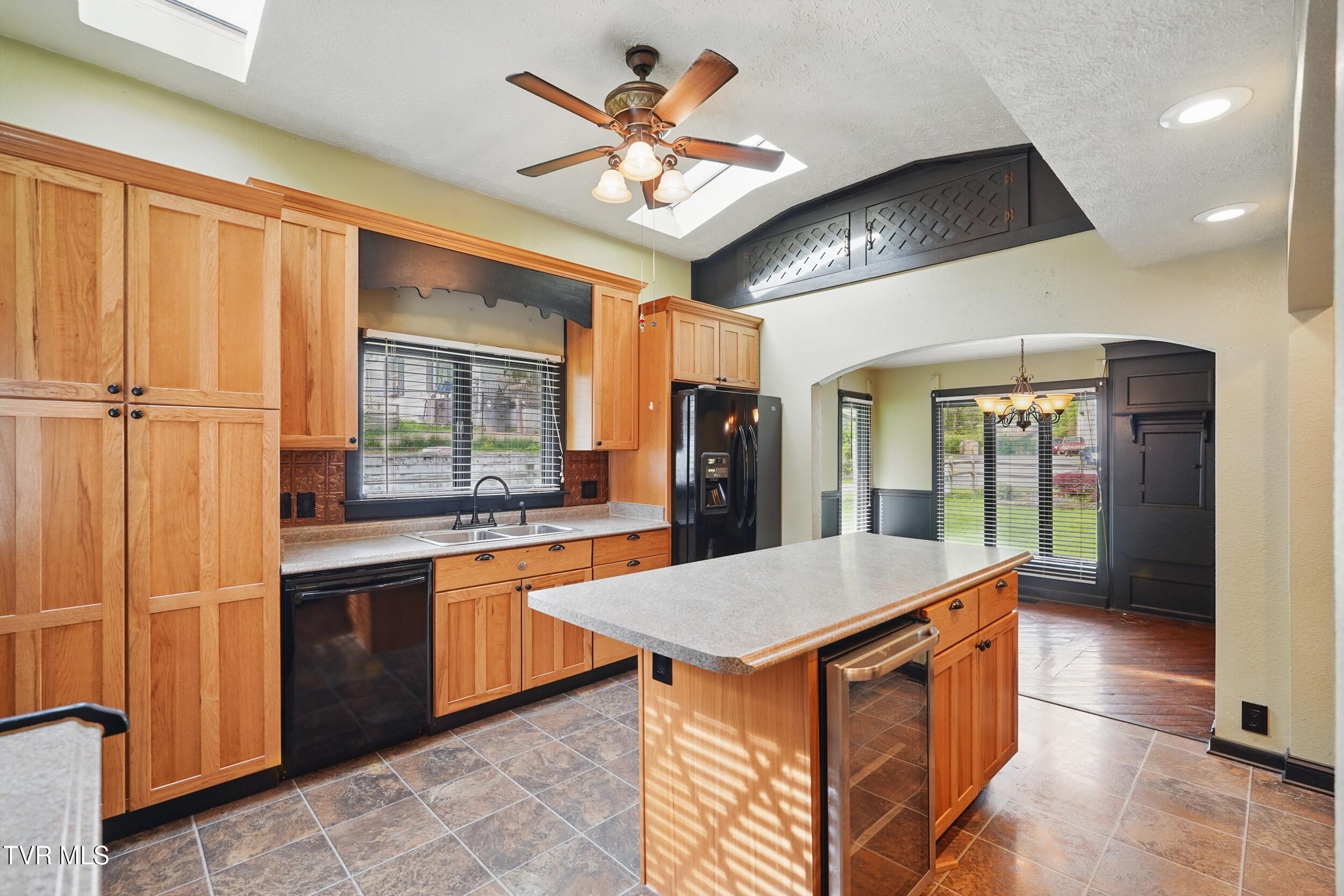 11316 Boggs Hollow Road, Pound, Virginia image 12
