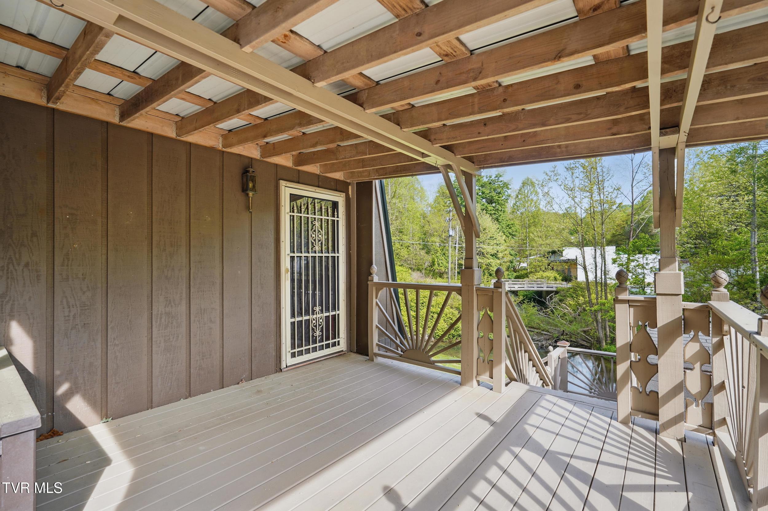 11316 Boggs Hollow Road, Pound, Virginia image 26