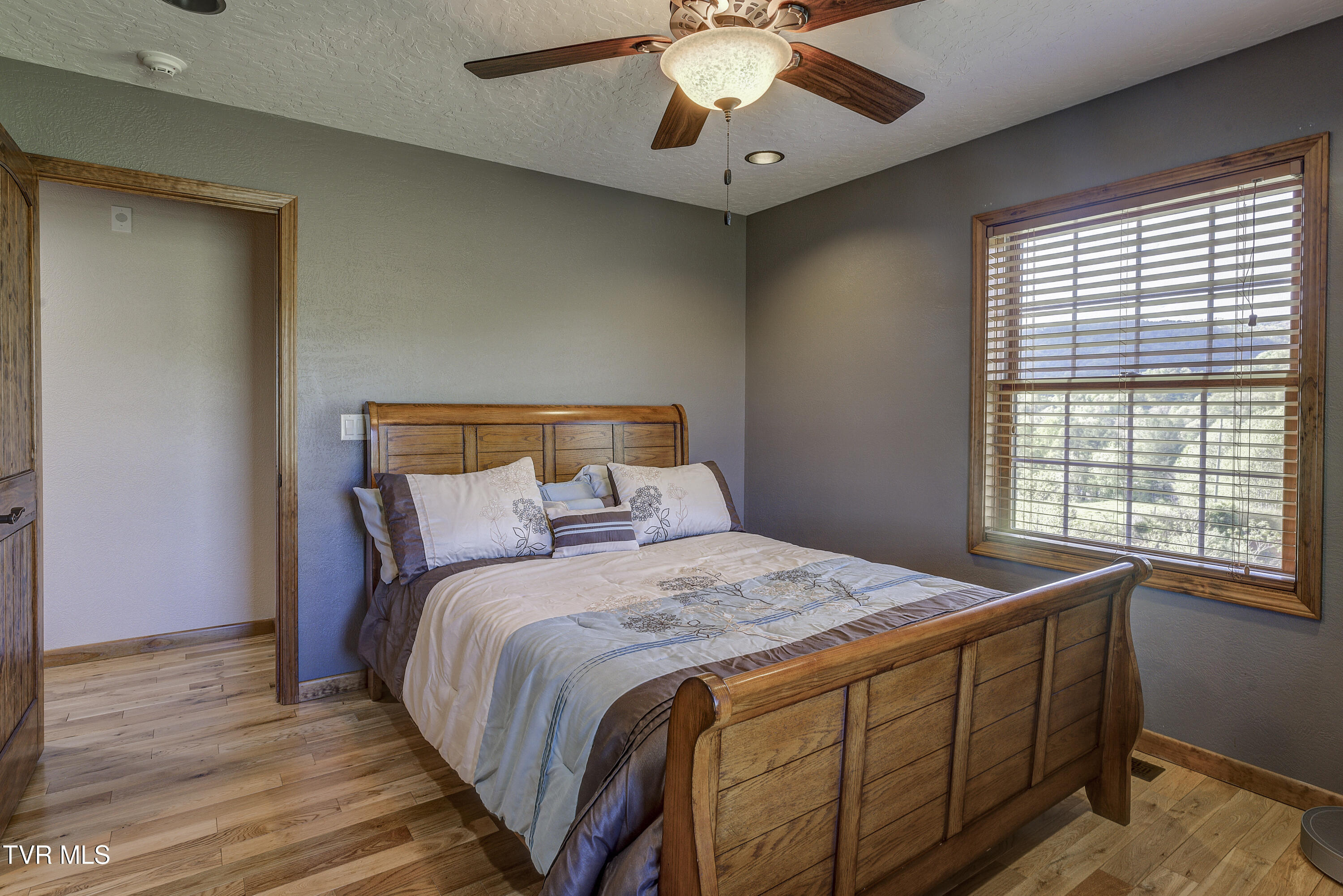 138 Ray Cemetery Road, Roan Mountain, Tennessee image 33