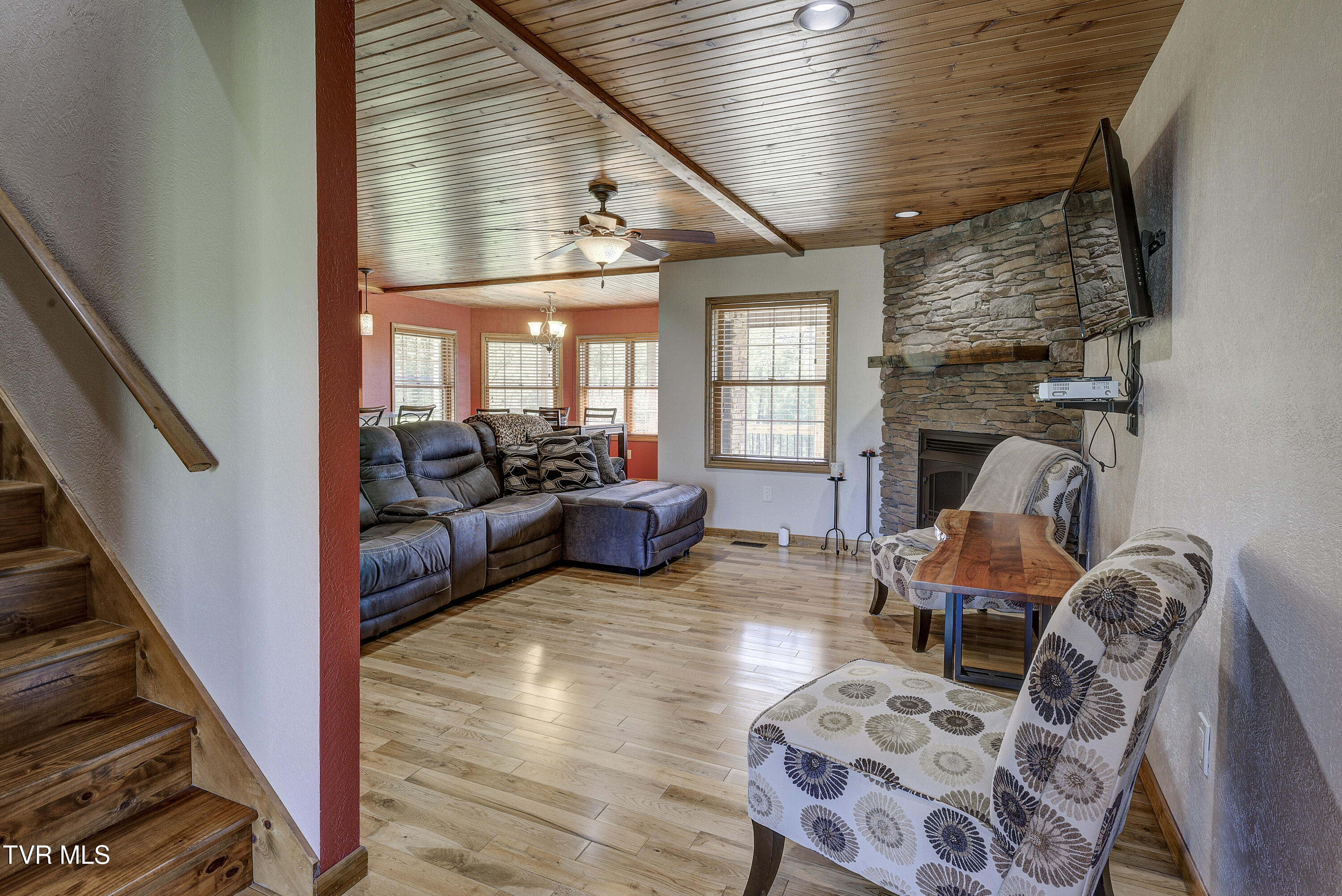 138 Ray Cemetery Road, Roan Mountain, Tennessee image 13
