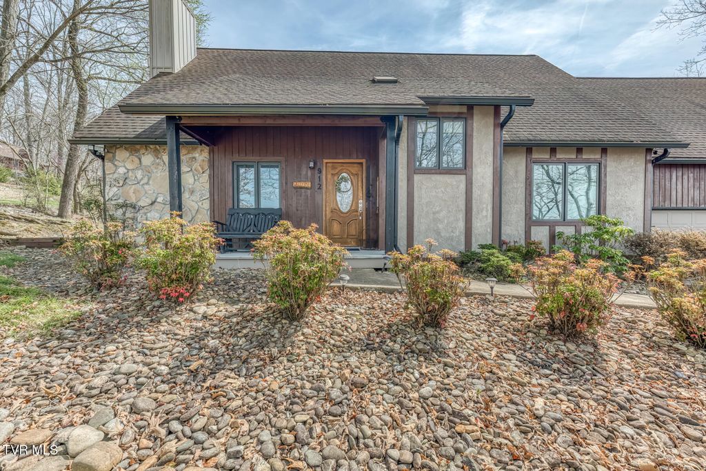 Photo of 912 Katies Way, Johnson City, TN 37615 (MLS # 9992519)
