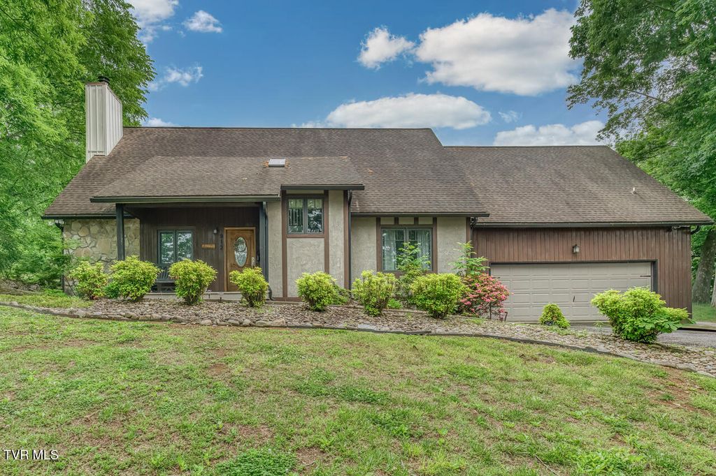 Photo of 912 Katies Way, Johnson City, TN 37615 (MLS # 9992519)
