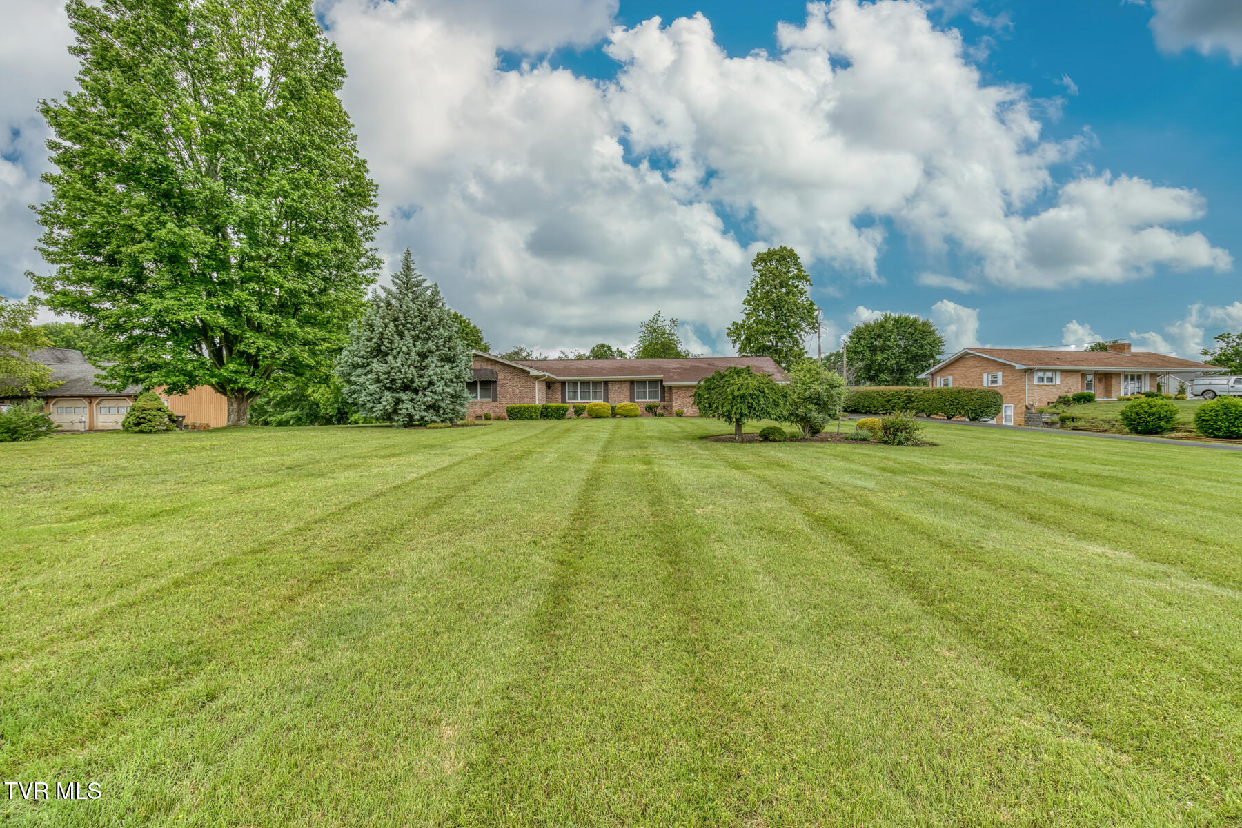 424 Jonesboro Road, Piney Flats, Tennessee image 7