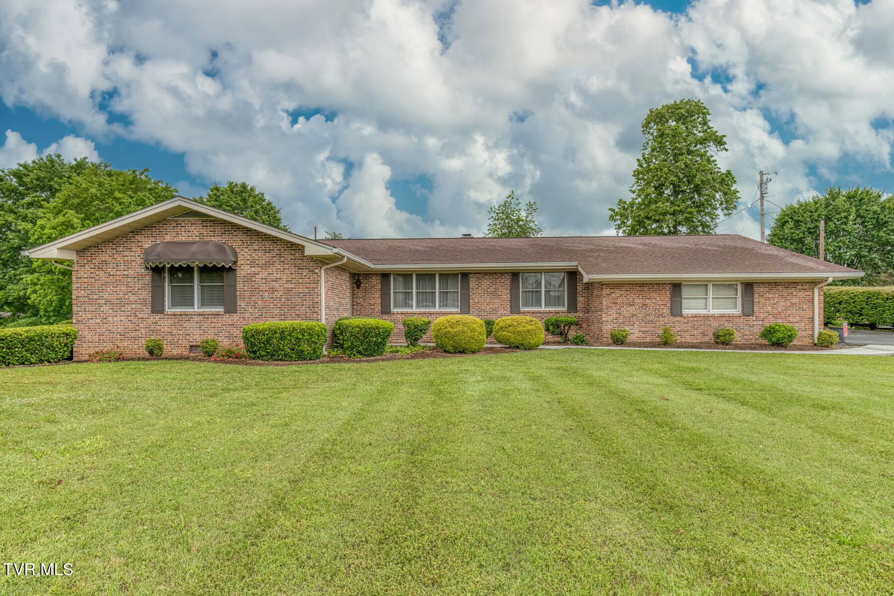 424 Jonesboro Road, Piney Flats, Tennessee image 2