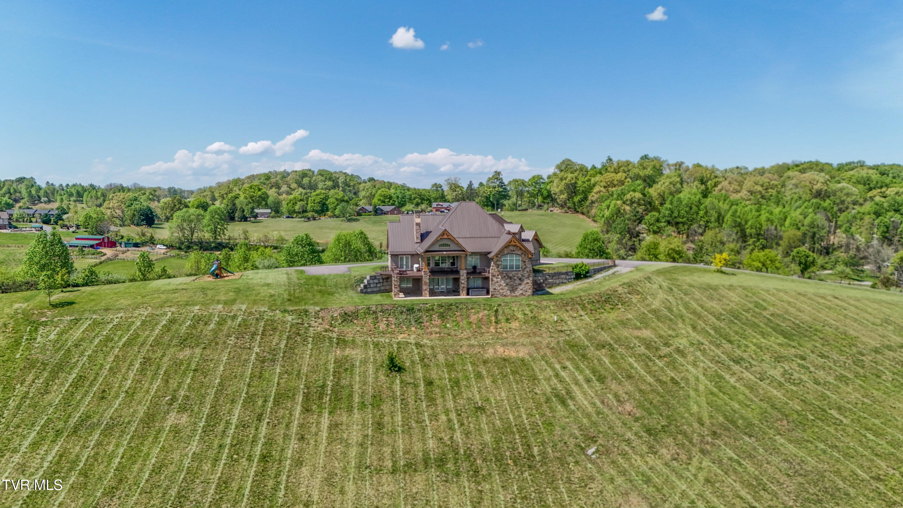 640 Hamilton Hill Road, Bluff City, Tennessee image 12
