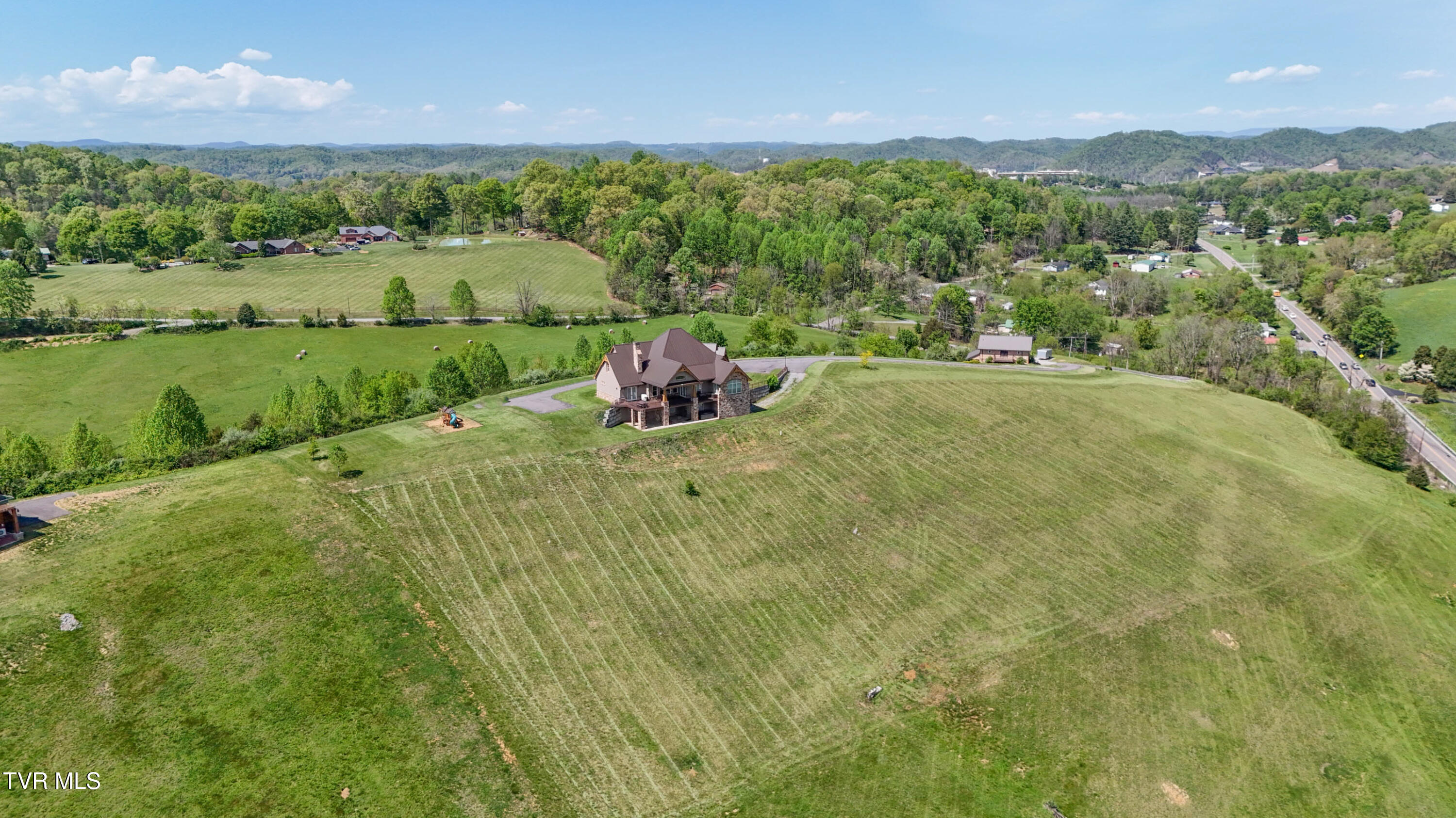 640 Hamilton Hill Road, Bluff City, Tennessee image 11