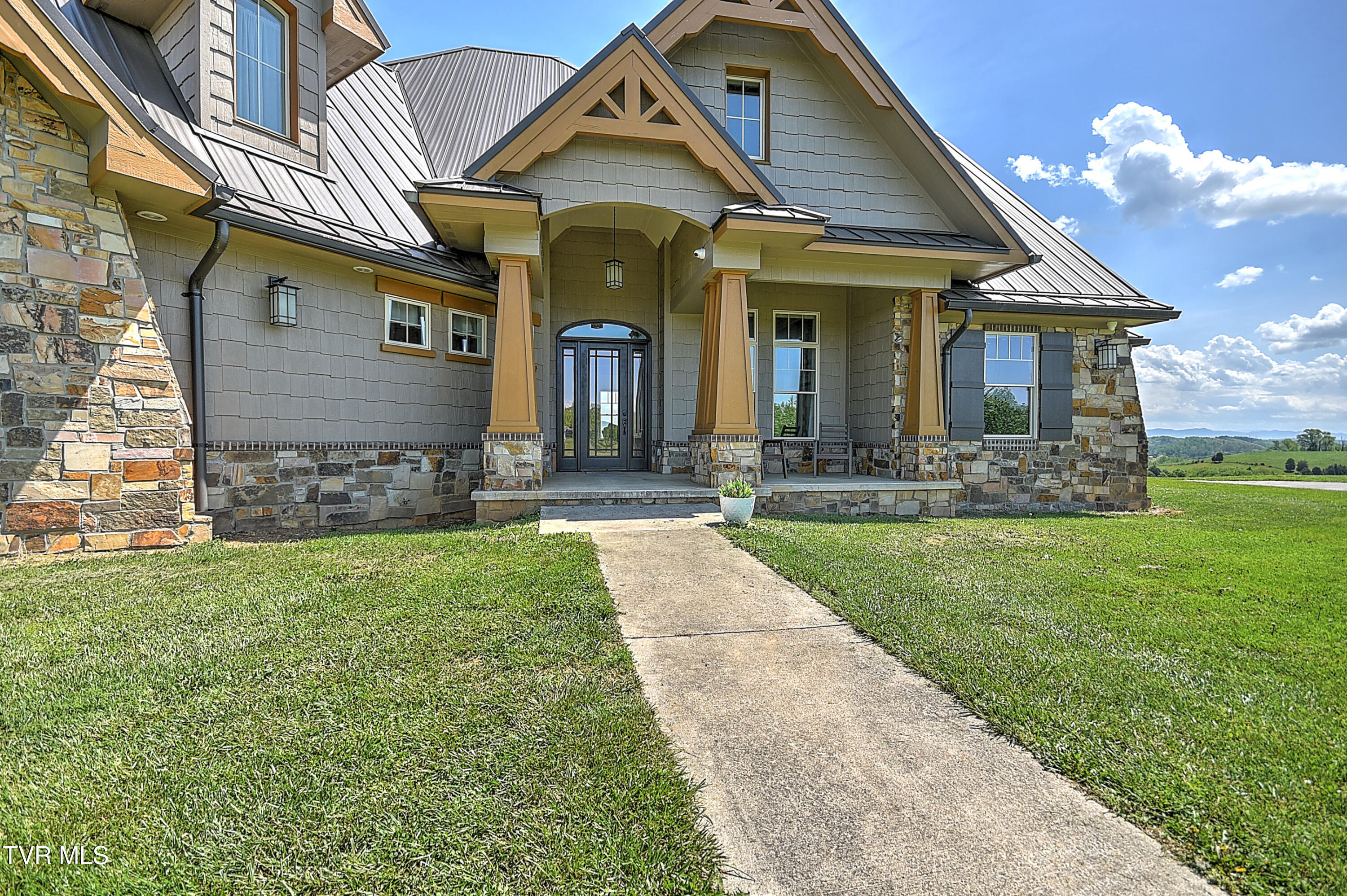 640 Hamilton Hill Road, Bluff City, Tennessee image 16