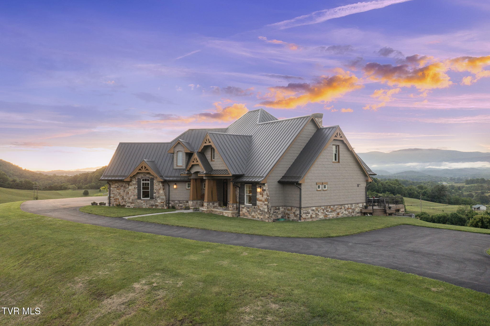 640 Hamilton Hill Road, Bluff City, Tennessee image 1