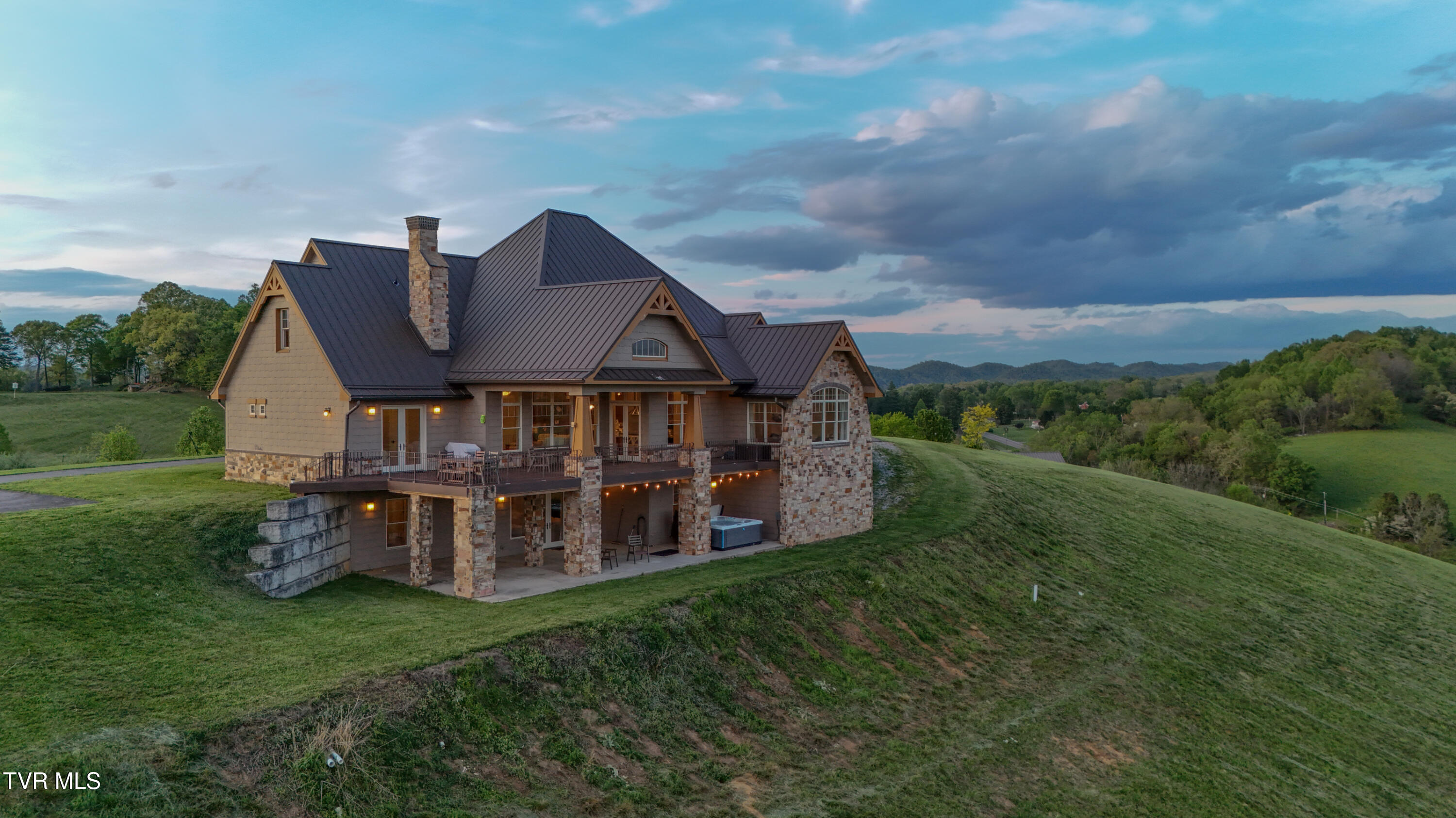 640 Hamilton Hill Road, Bluff City, Tennessee image 5