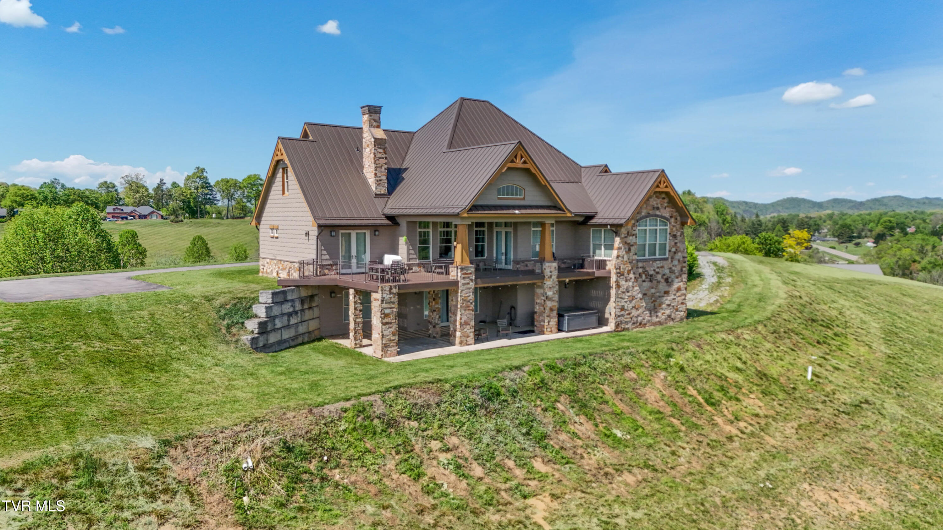 640 Hamilton Hill Road, Bluff City, Tennessee image 13