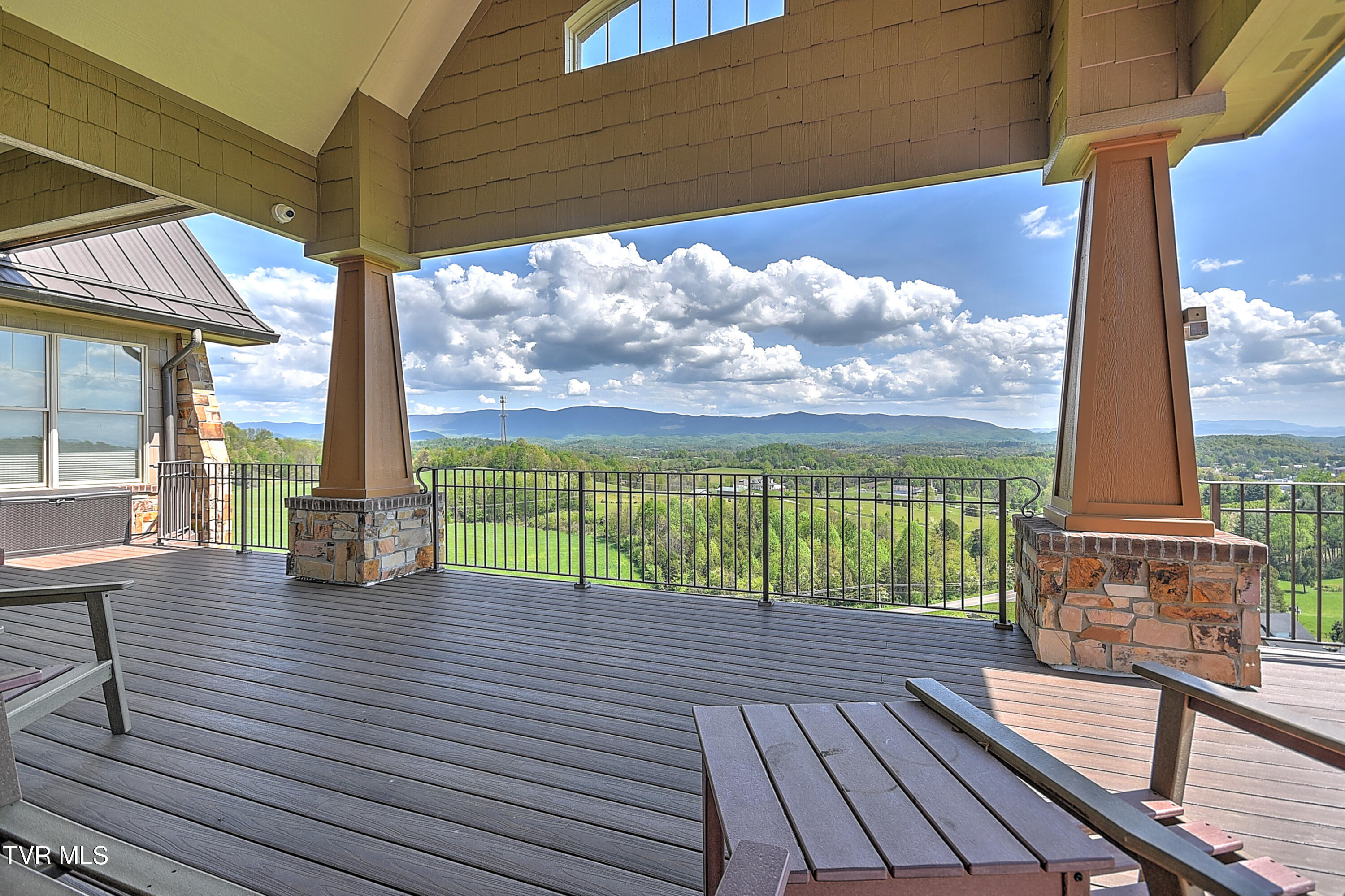 640 Hamilton Hill Road, Bluff City, Tennessee image 4