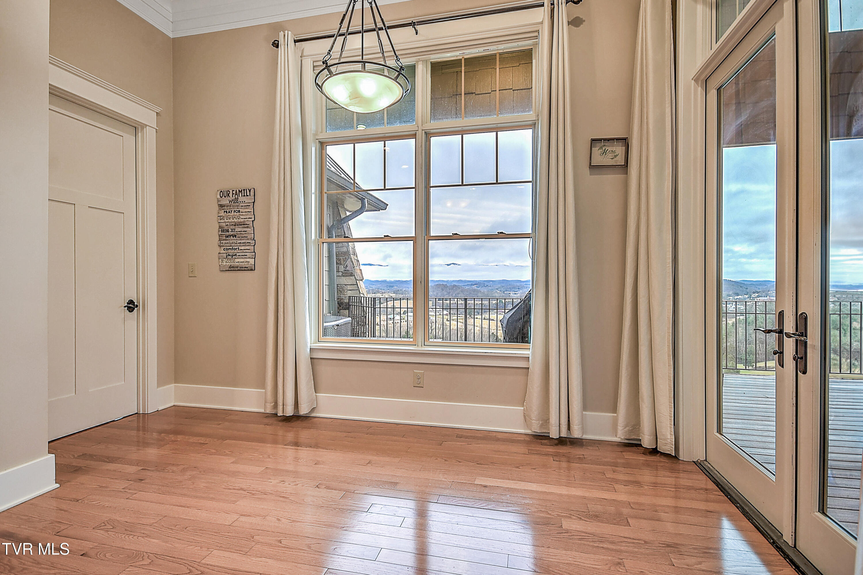 640 Hamilton Hill Road, Bluff City, Tennessee image 39
