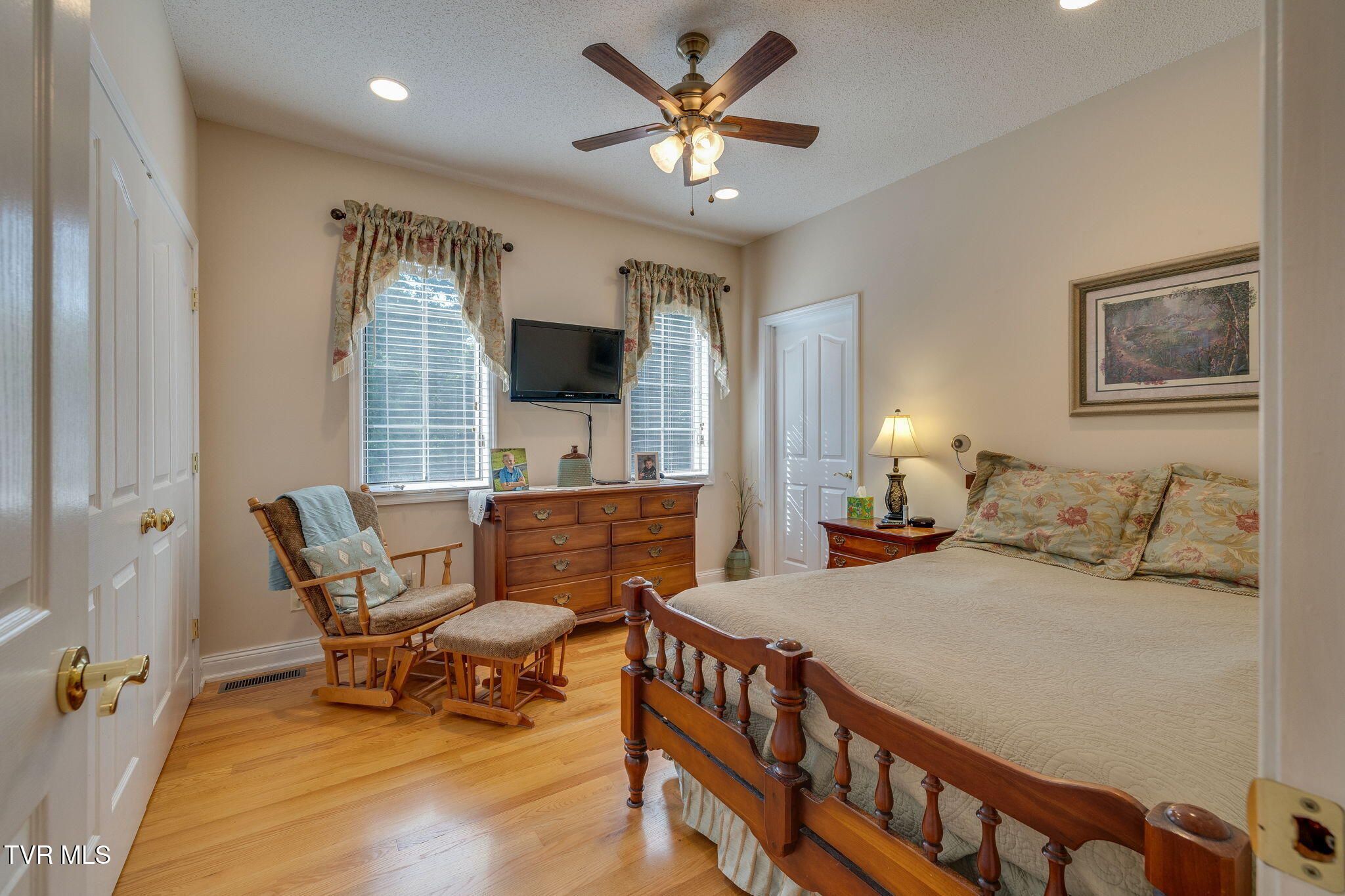 100 Pointe Drive, Piney Flats, Tennessee image 32
