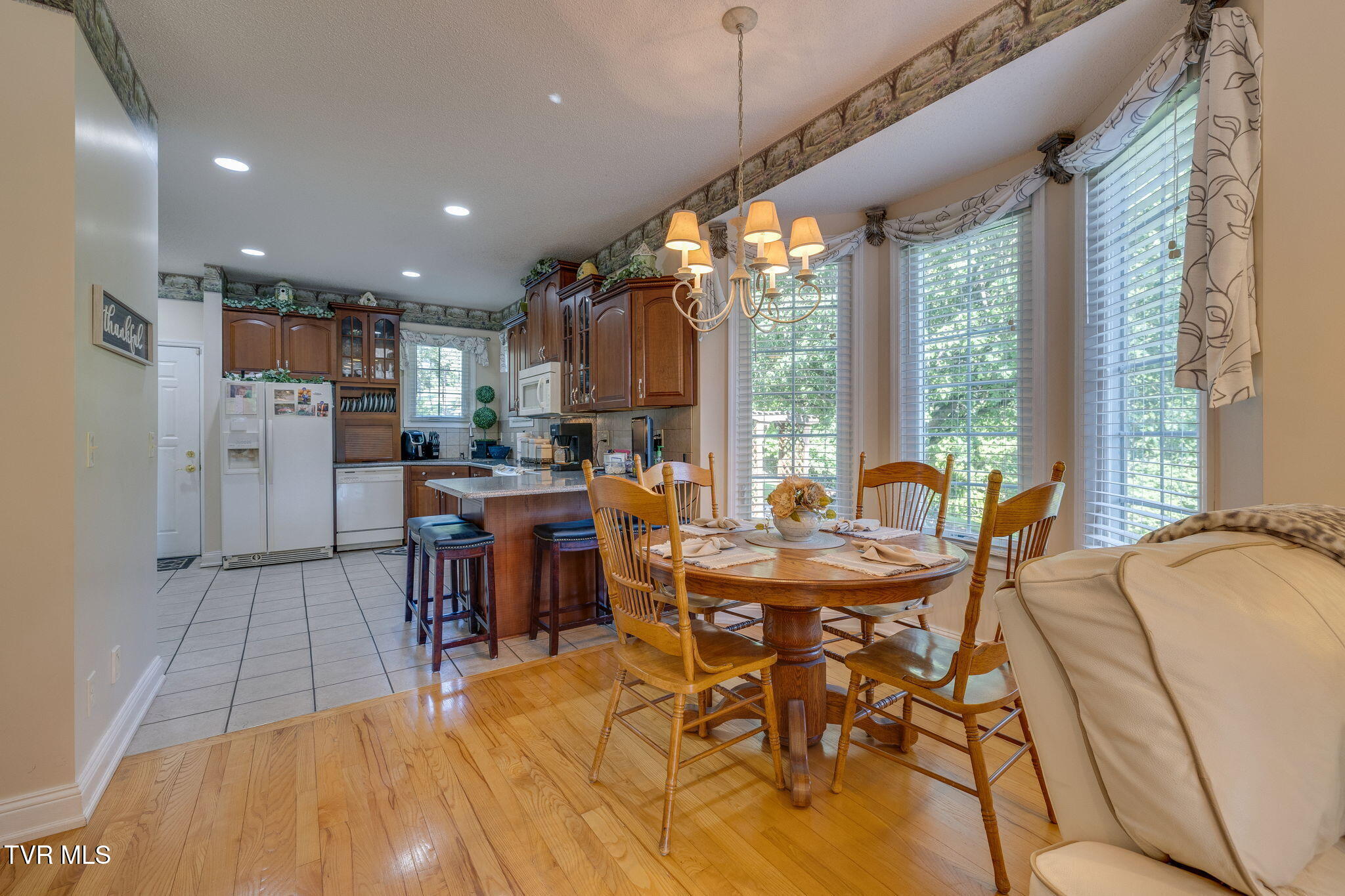 100 Pointe Drive, Piney Flats, Tennessee image 18