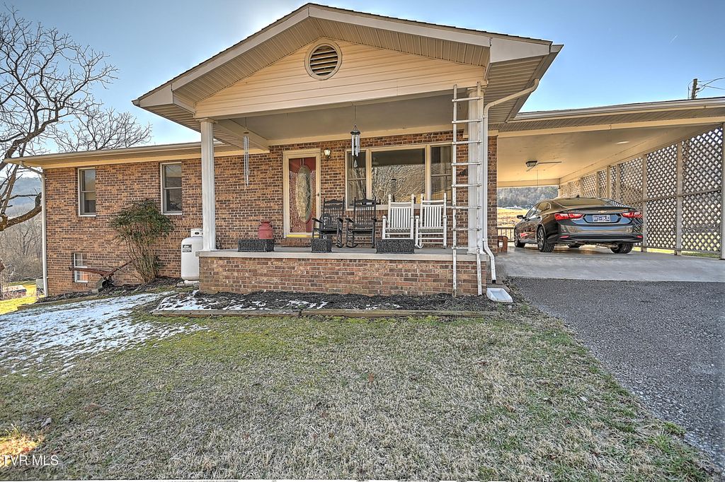 Photo of 9867 Middle Wallens Creek Road, Jonesville, VA 24263 (MLS # 9976567)