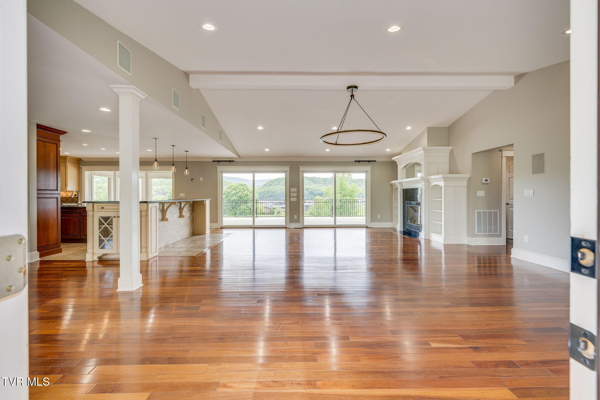 20484 Lake Road, Abingdon, Virginia image 13
