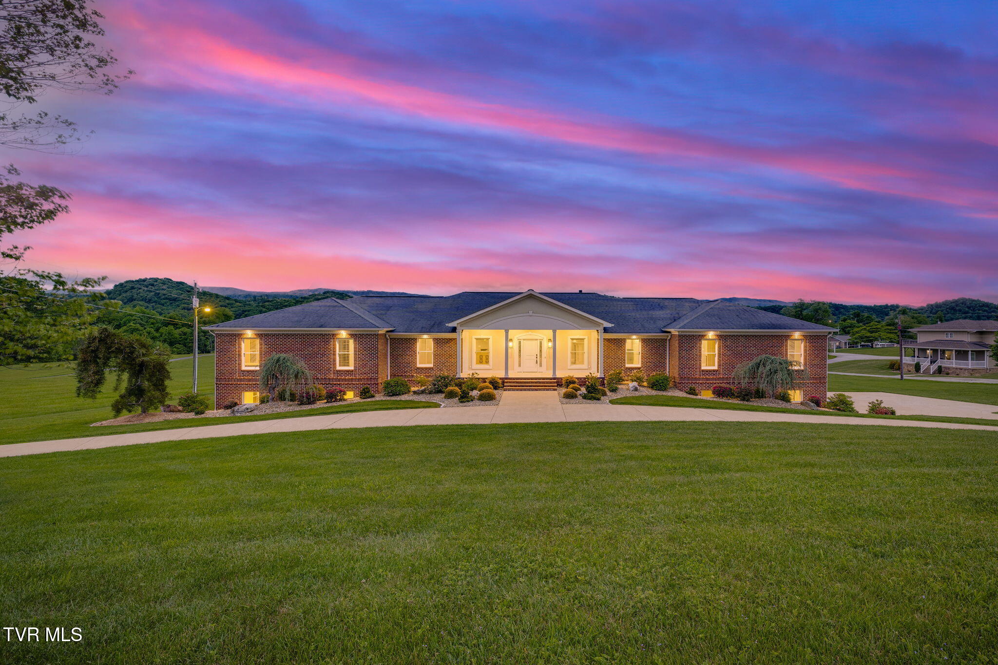 20484 Lake Road, Abingdon, Virginia image 3