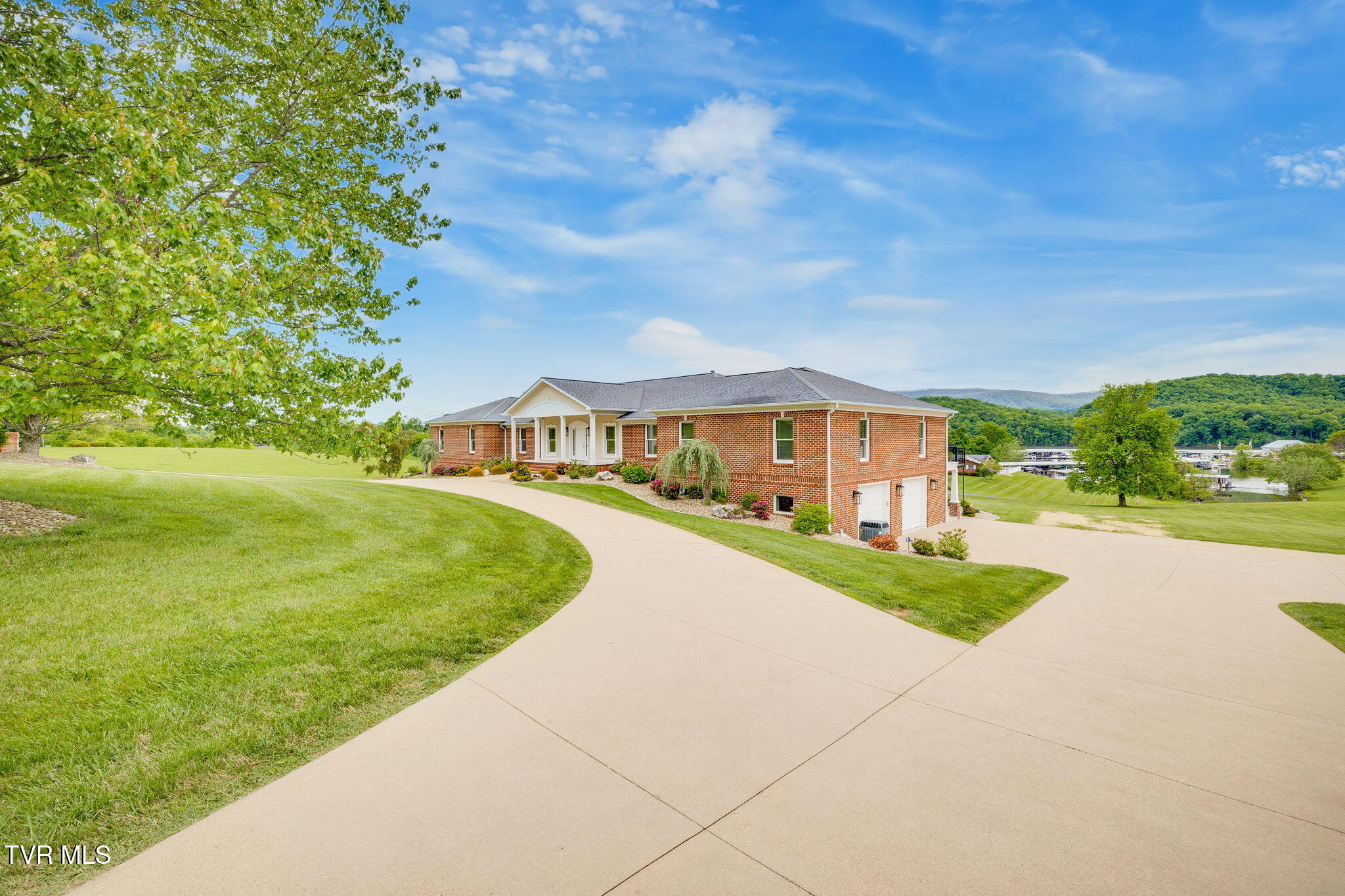 20484 Lake Road, Abingdon, Virginia image 9