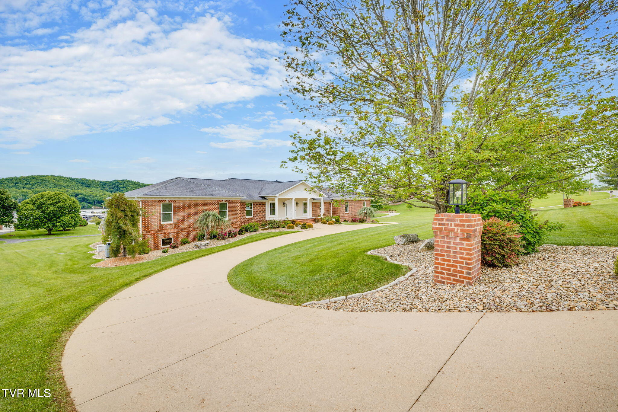 20484 Lake Road, Abingdon, Virginia image 11