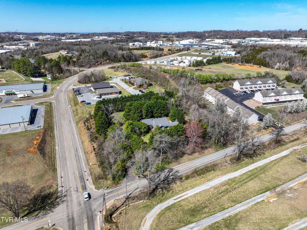 Photo of 415 Fairgrounds Road, Greeneville, TN 37745 (MLS # 9977567)