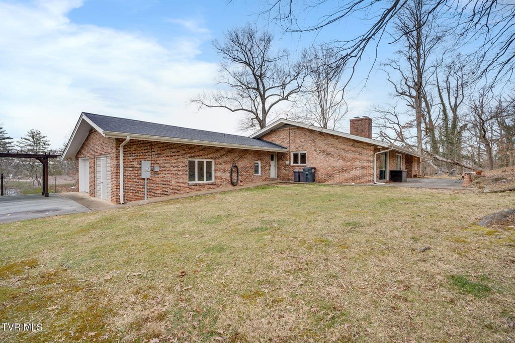 Photo of 4515 Preston Place, Kingsport, TN 37664 (MLS # 9991060)