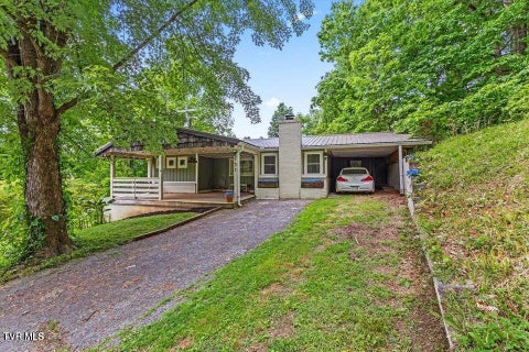 Homes For Sale - 131 Greenlee Road<br/> Johnson City, TN 37601