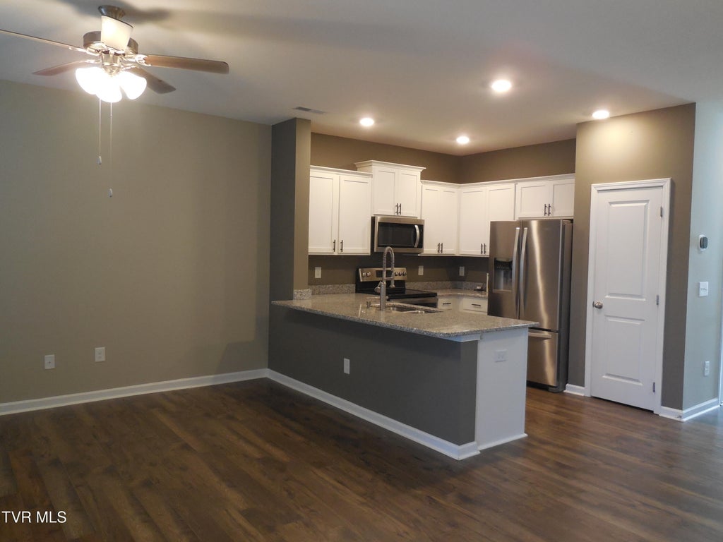 Photo of 70 Moon Rock Court #70, Johnson City, TN 37615 (MLS # 10001265)