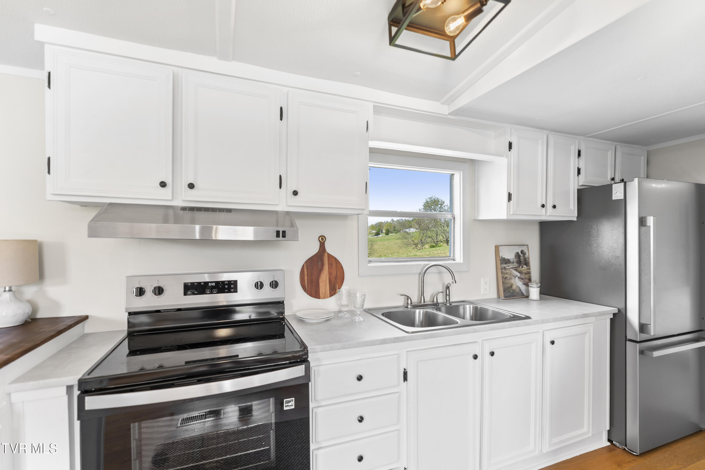 1751 Old Kentucky Road, Greeneville, Tennessee image 11