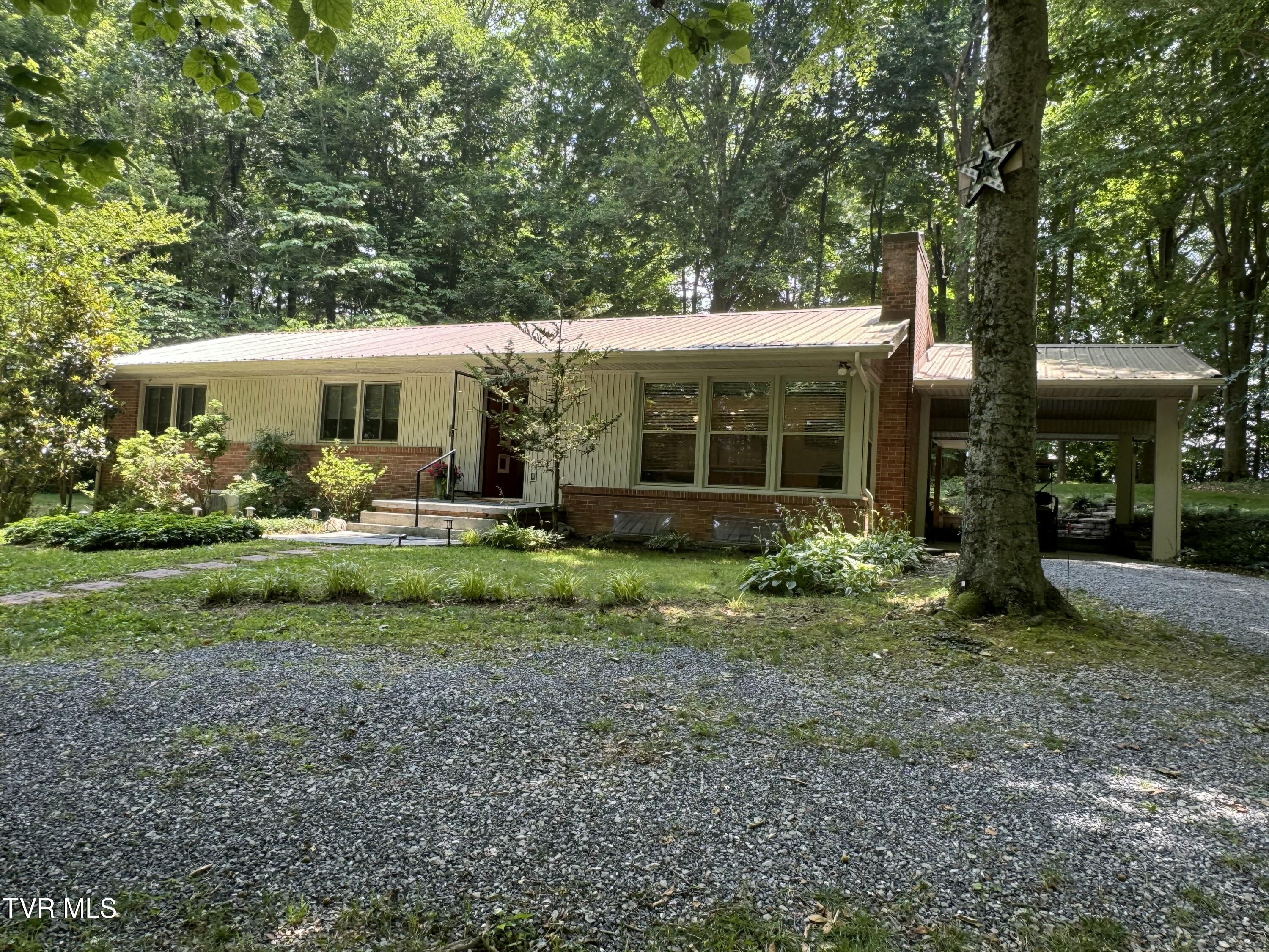 355 Holston Drive, Blountville, Tennessee image 1