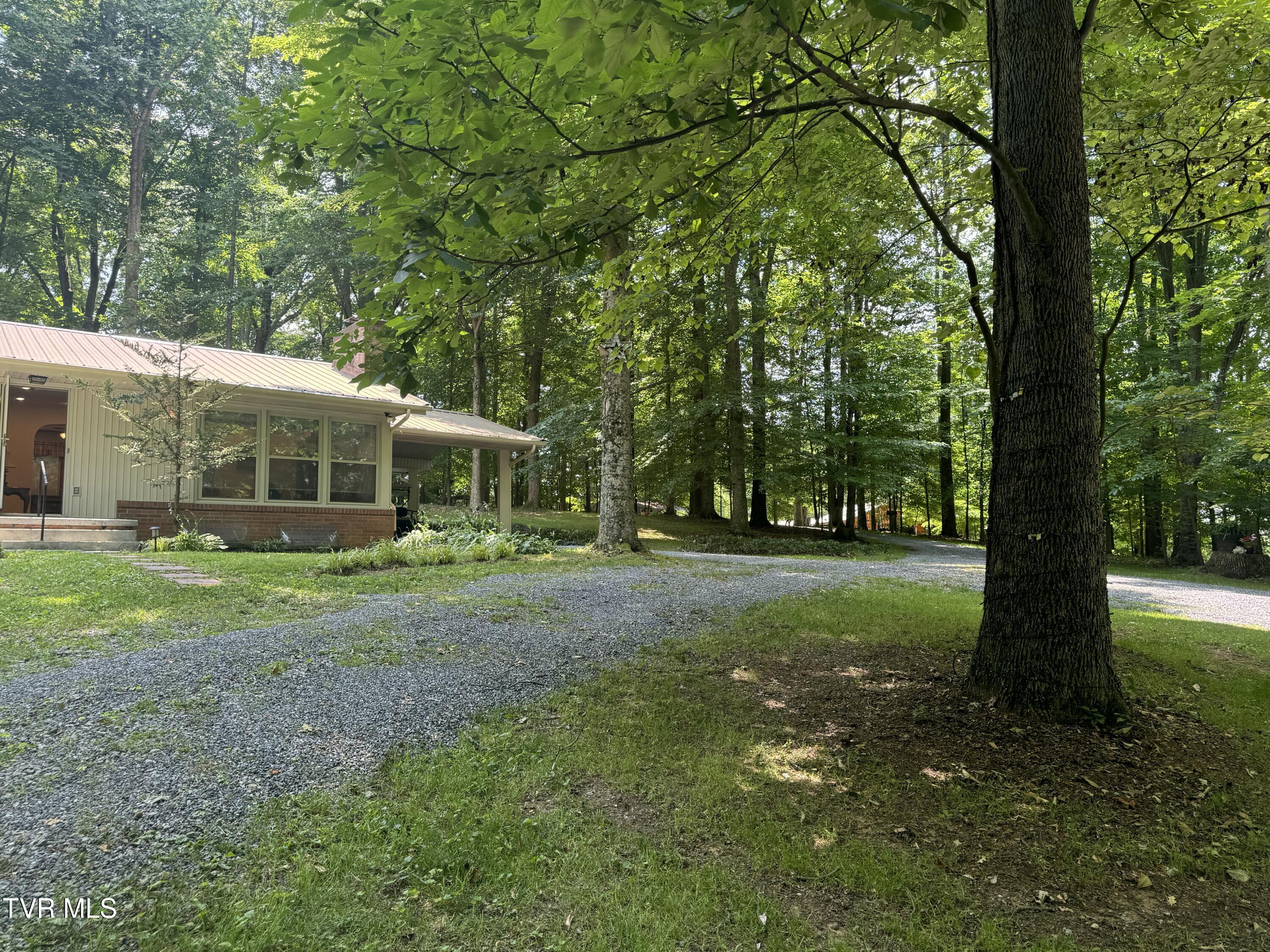 355 Holston Drive, Blountville, Tennessee image 47