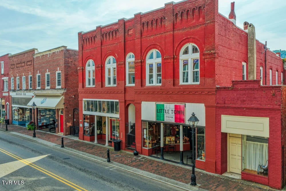 114 East Main Street