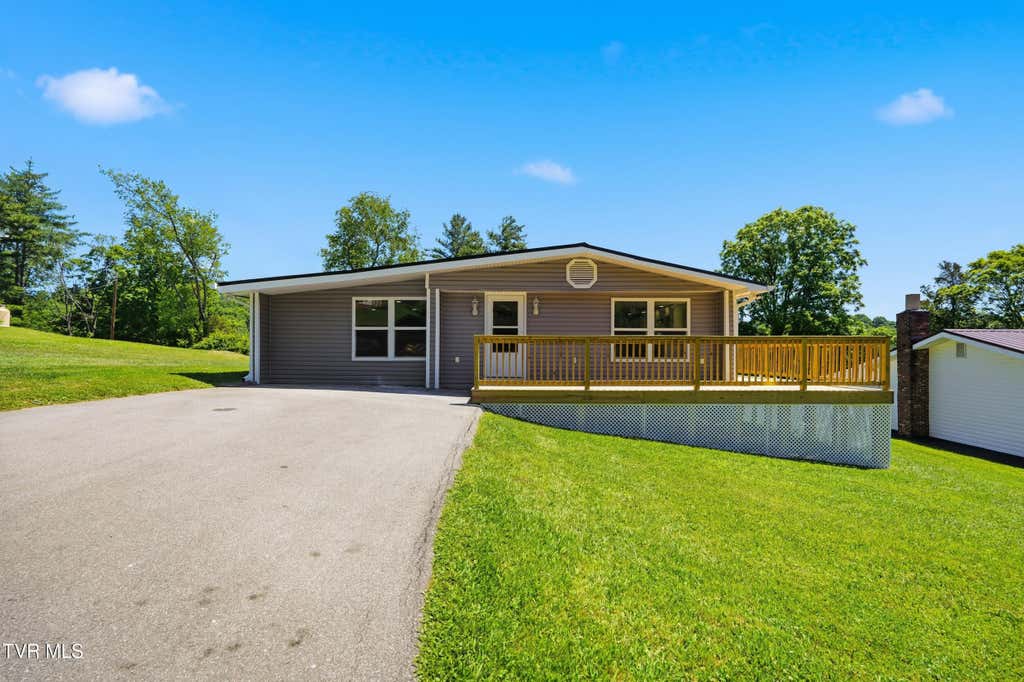 Photo of 10434 Redwood Circle #10434, Bristol, VA 24202 (MLS # 9996758)
