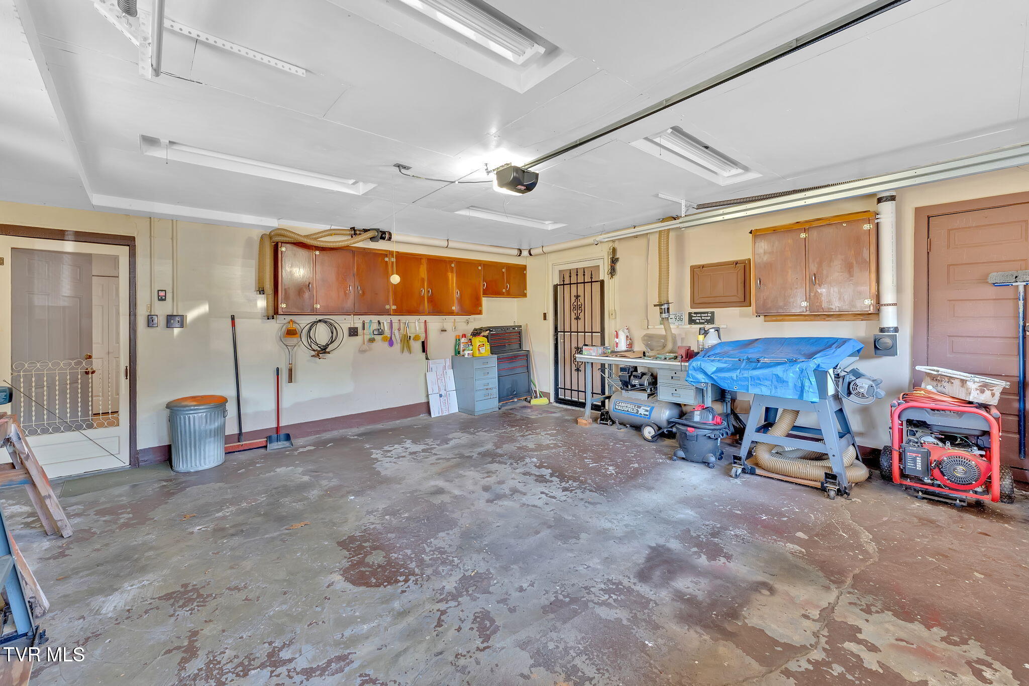 2368 Siam Road, Elizabethton, Tennessee image 37