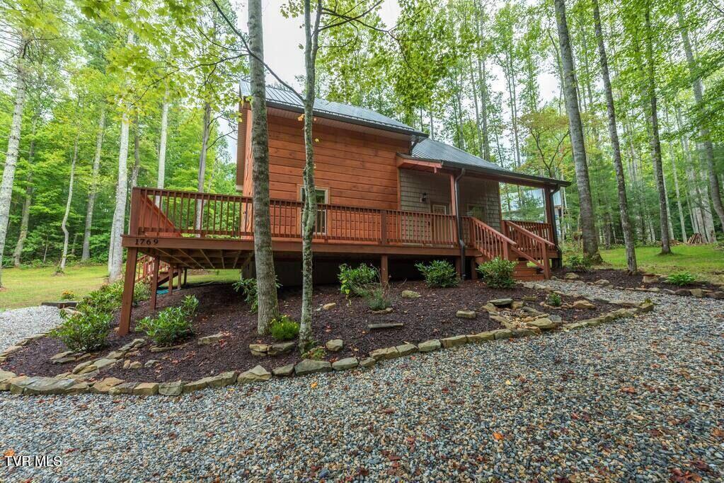 1769 Dennis Cove Road, Hampton, Tennessee image 43