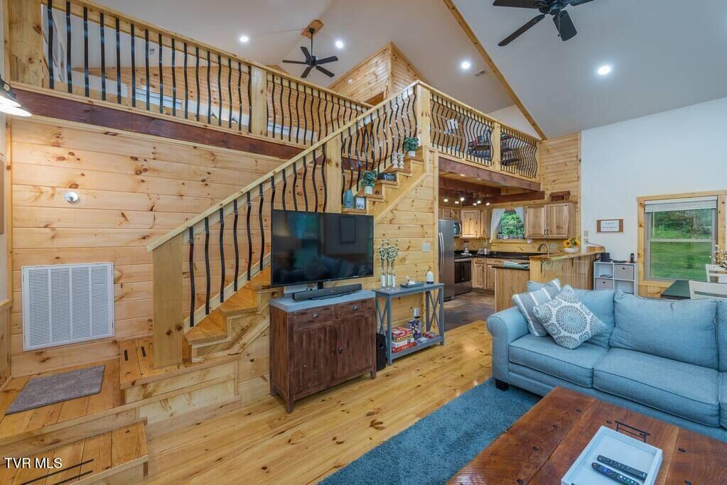 1769 Dennis Cove Road, Hampton, Tennessee image 13