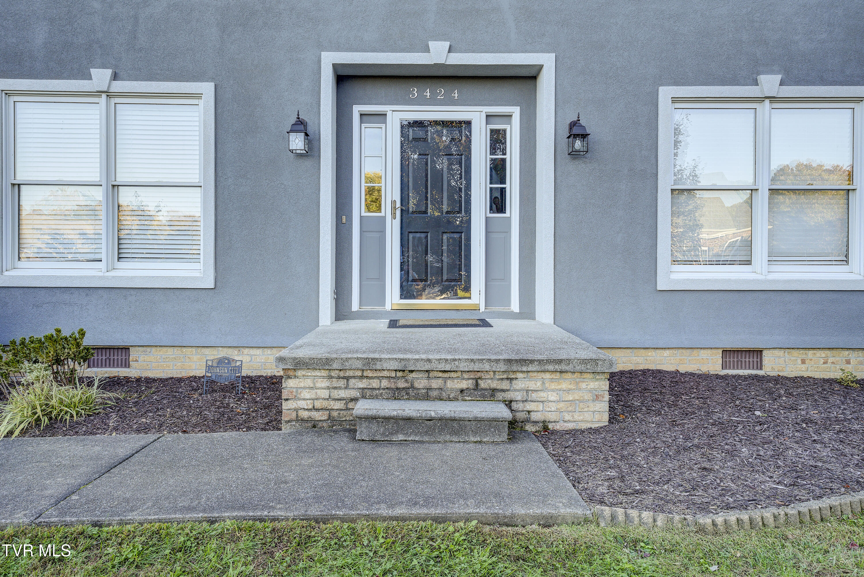 3424 Berkshire Circle