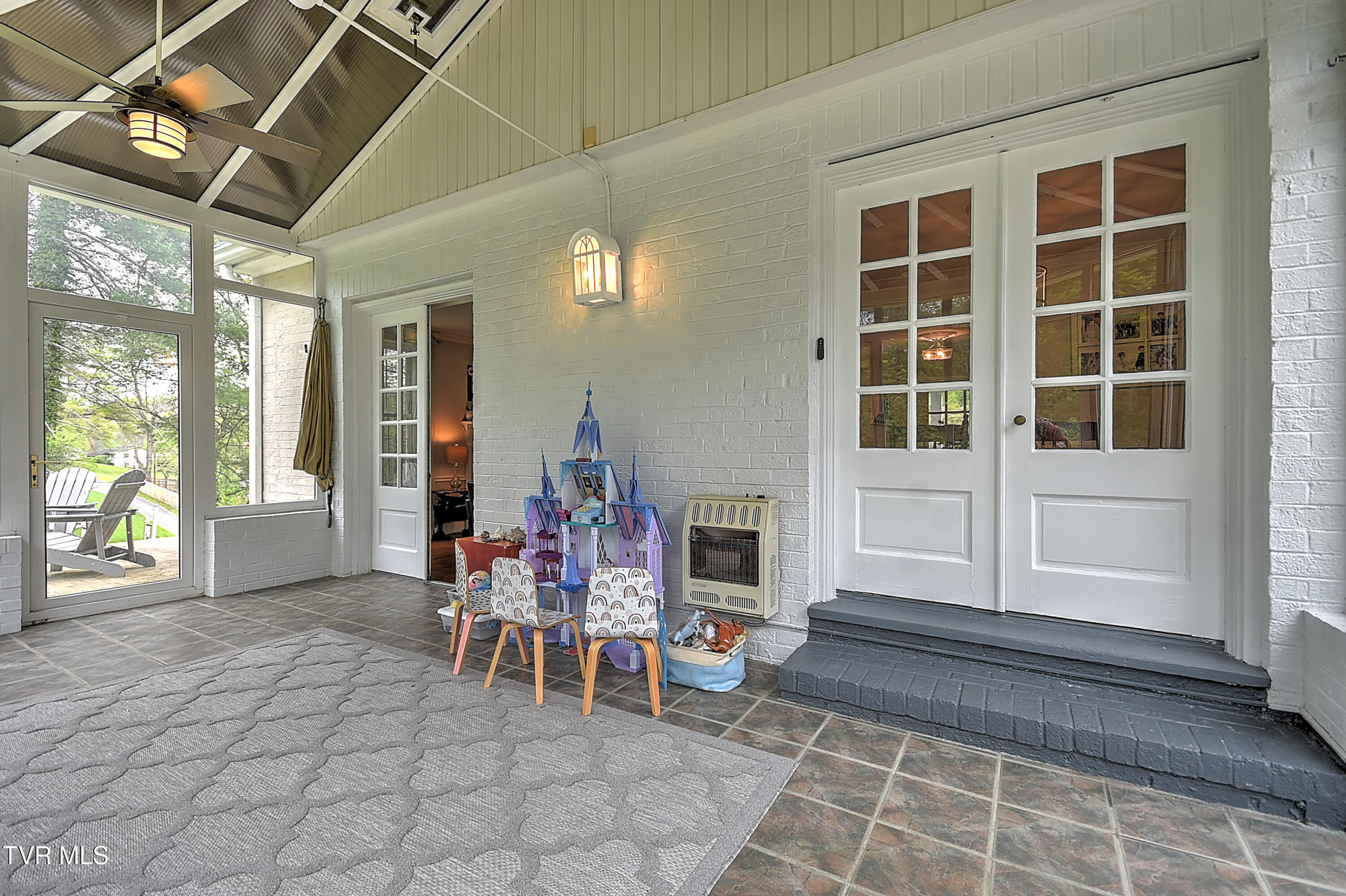 205 Lavinder Lane, Bristol, Tennessee image 18