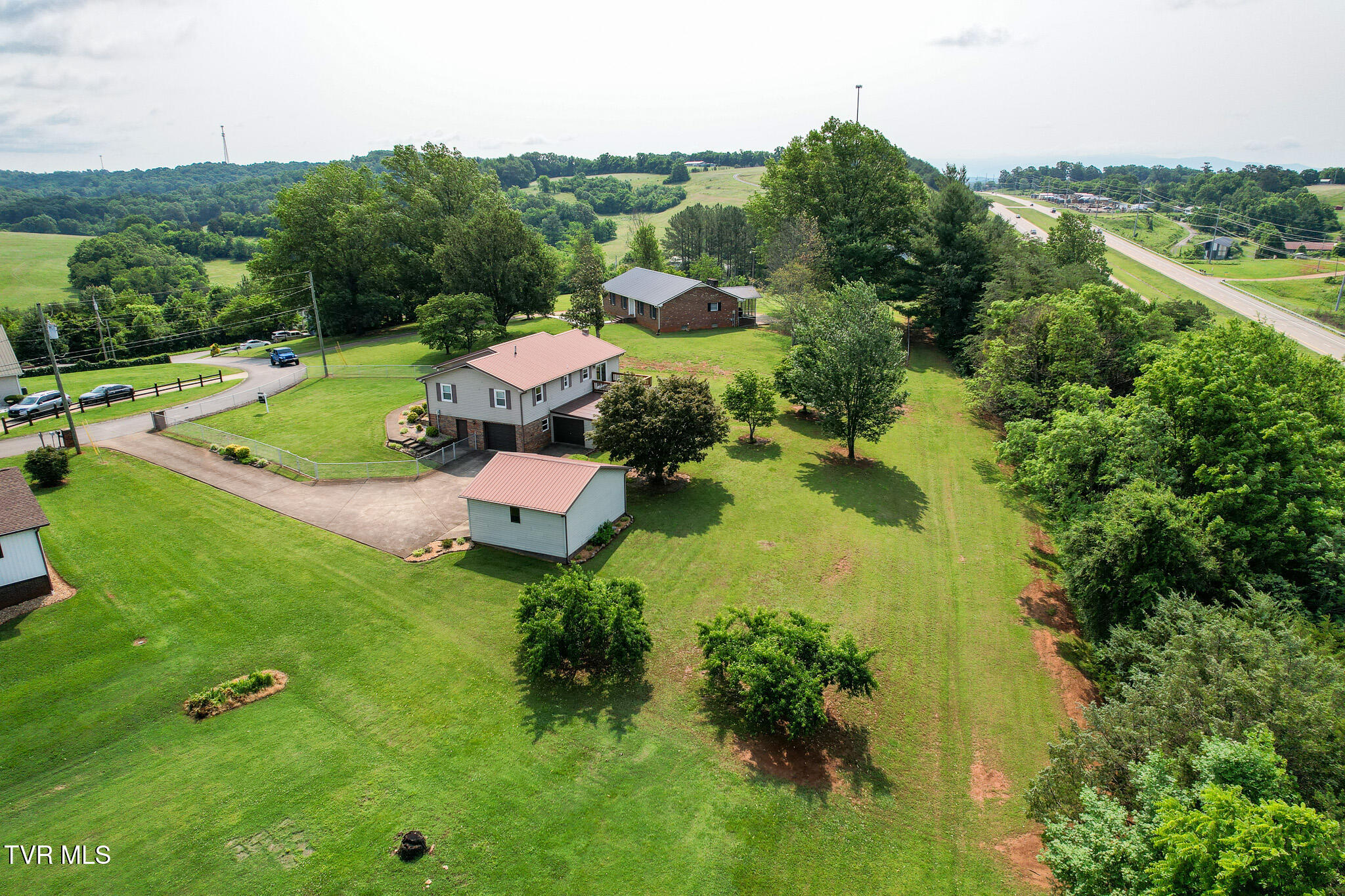 460 W Hills Dr Dr, Mosheim, Tennessee image 29