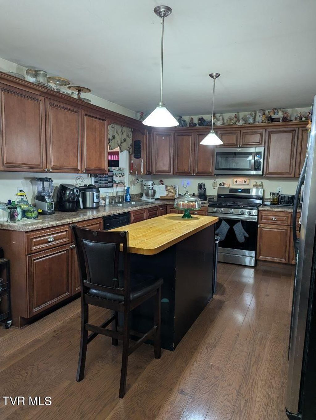 Photo of 210 Falconview Drive, Church Hill, TN 37642 (MLS # 9991224)