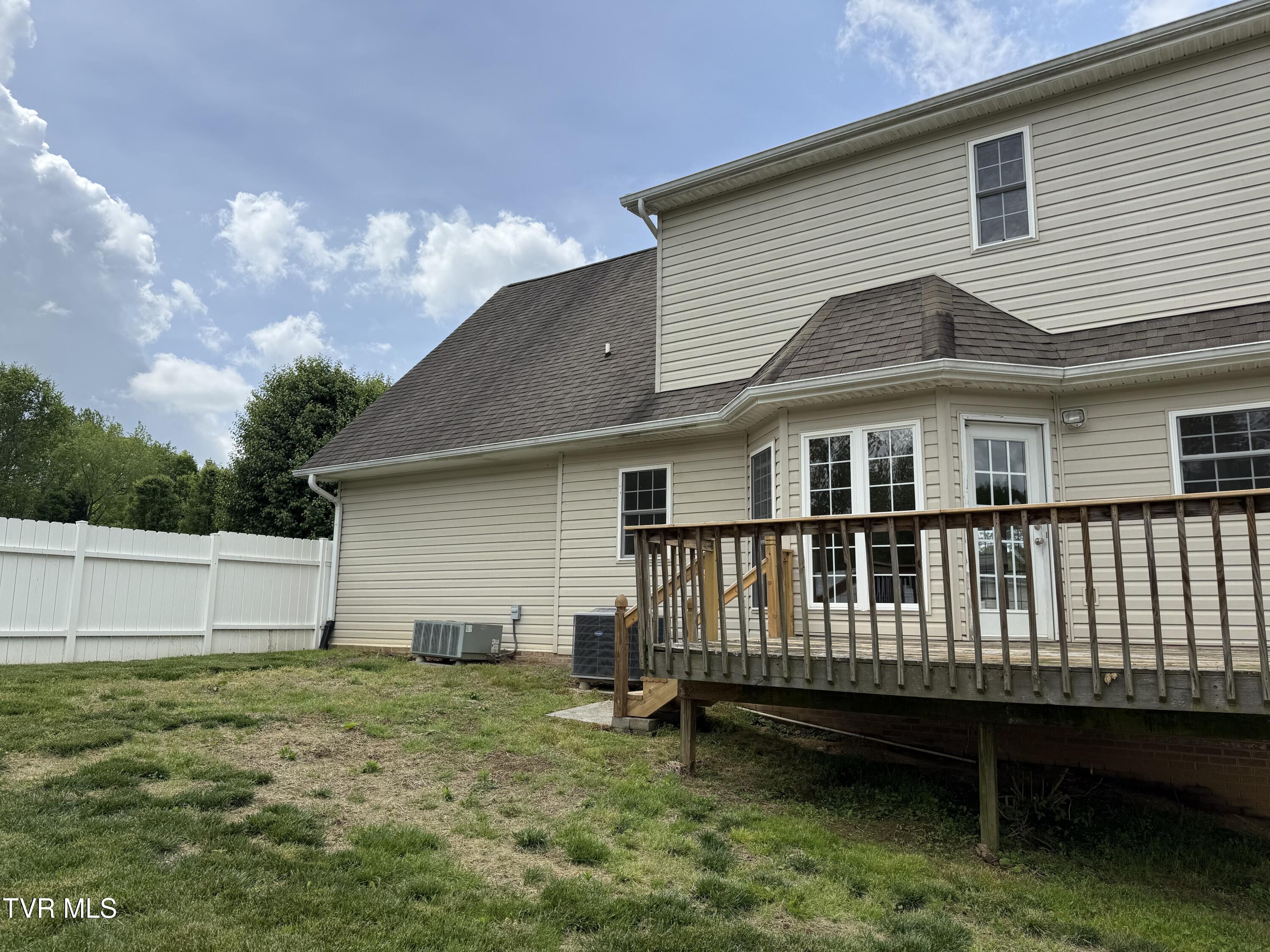 241 Sunnyfield Drive, Blountville, Tennessee image 3