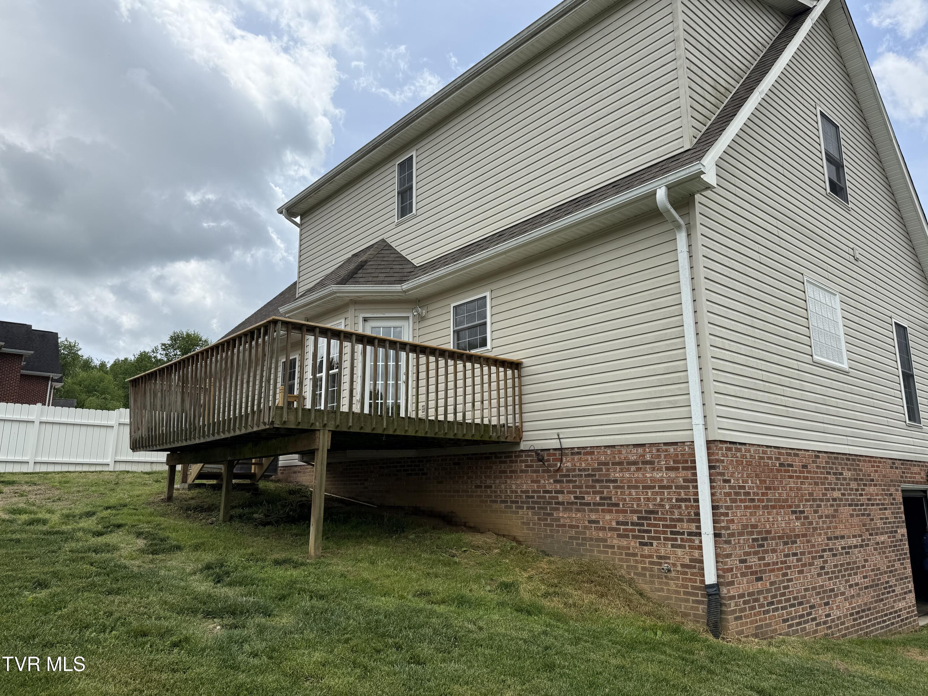241 Sunnyfield Drive, Blountville, Tennessee image 6