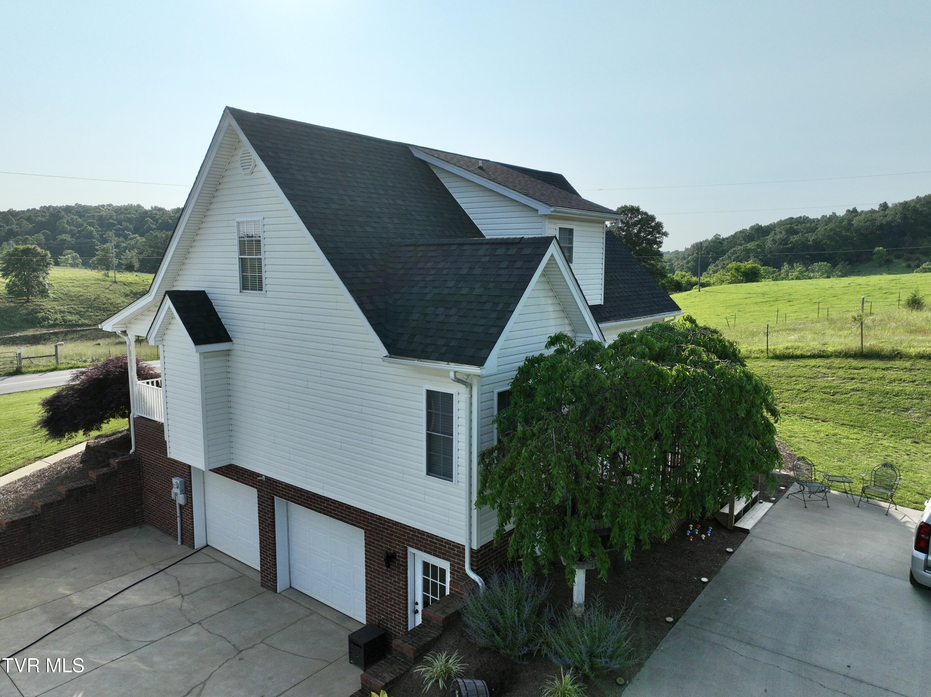 1430 Debusk Road, Greeneville, Tennessee image 8