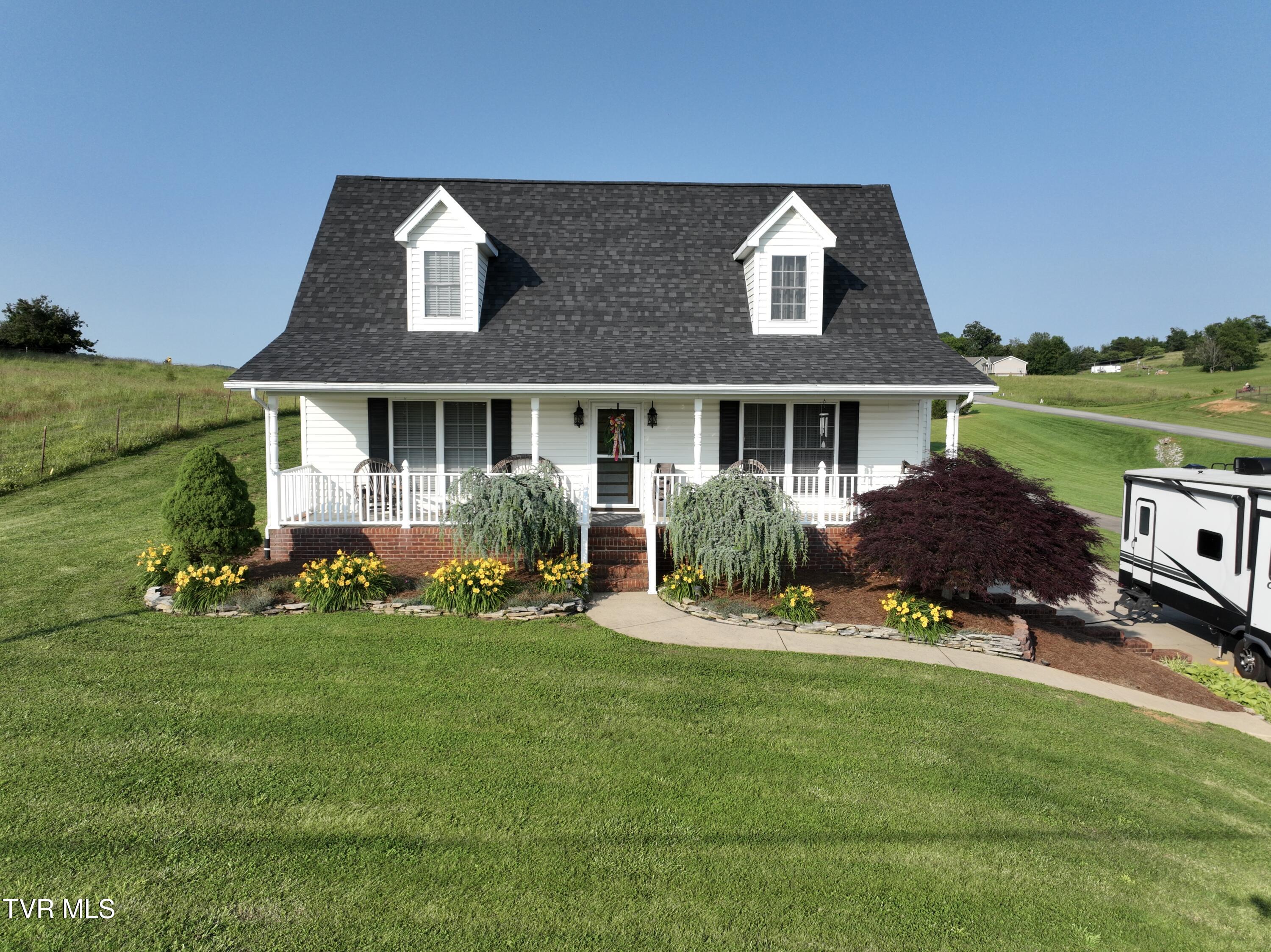 1430 Debusk Road, Greeneville, Tennessee image 1
