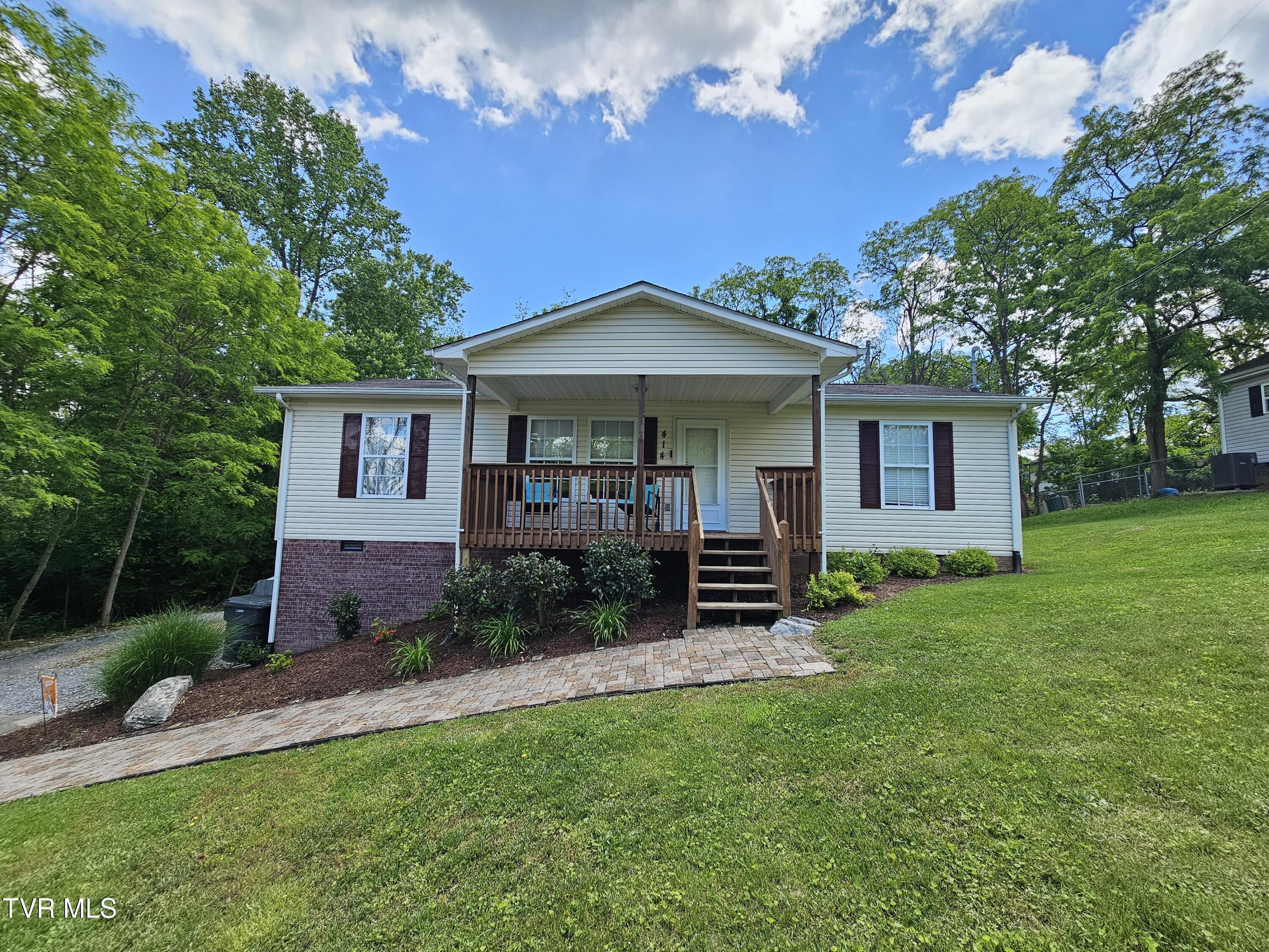 414 Wallace Street, Bristol, Tennessee image 2