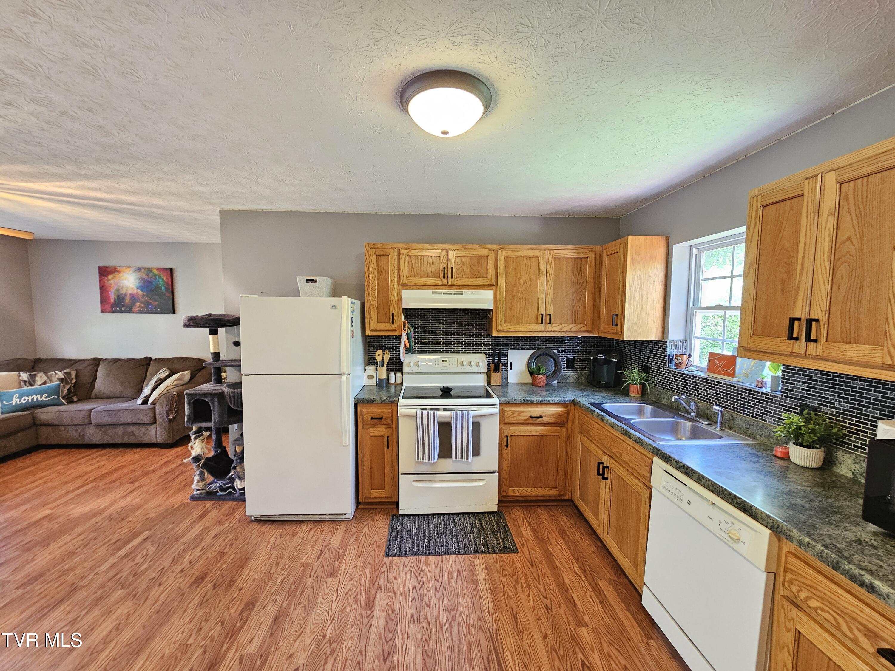 414 Wallace Street, Bristol, Tennessee image 16