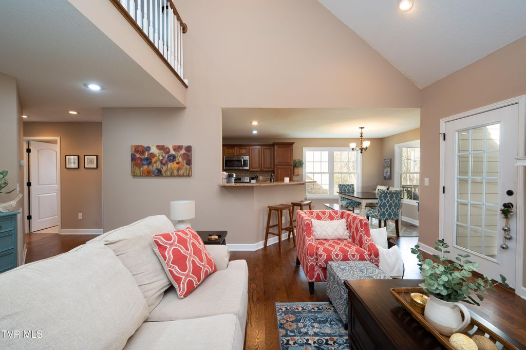 Photo of 4272 Anchor Point, Kingsport, TN 37664 (MLS # 9990315)