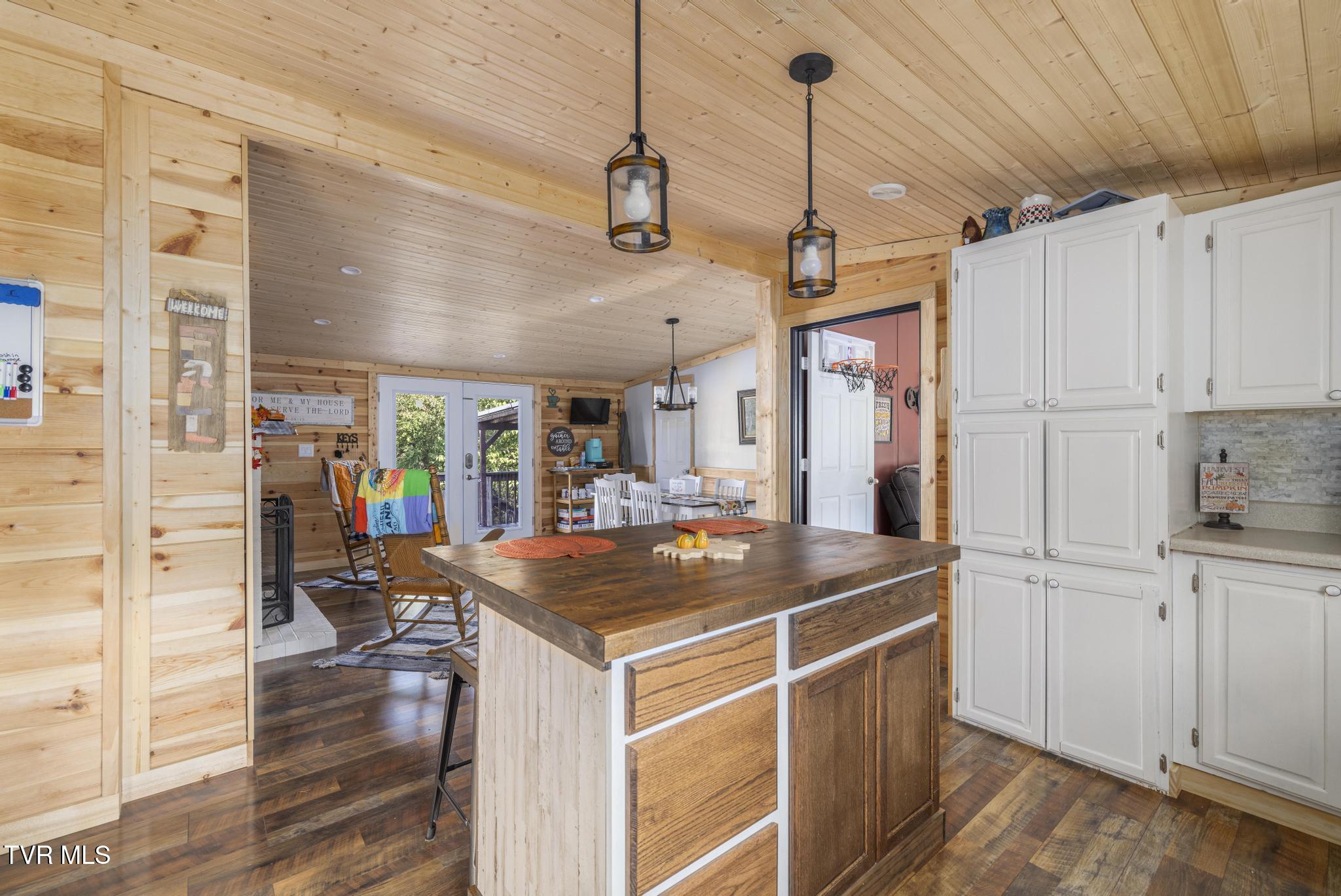 15825 Kingsport Highway, Chuckey, Tennessee image 16