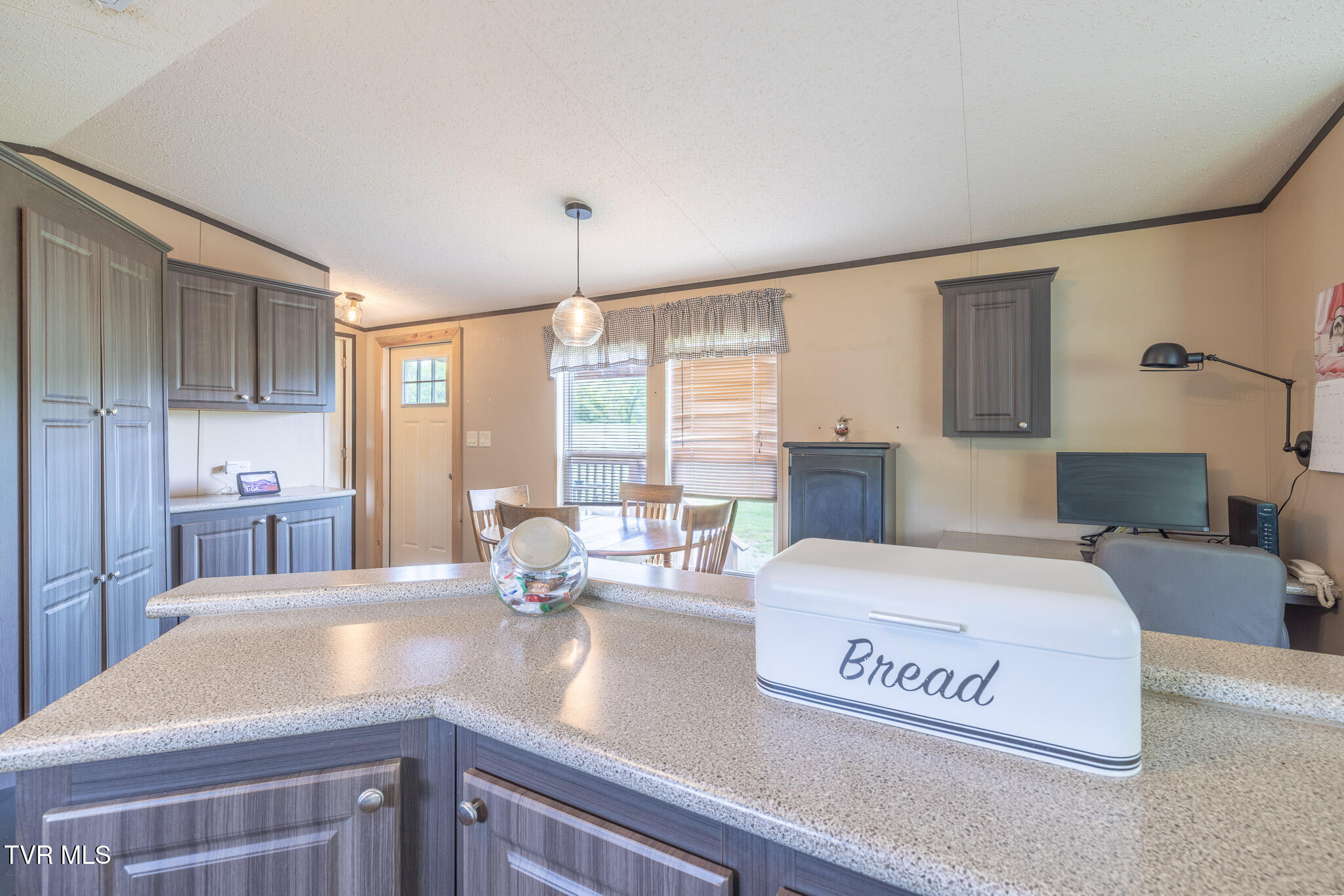 4739 Greenwood Drive, Jonesborough, Tennessee image 9