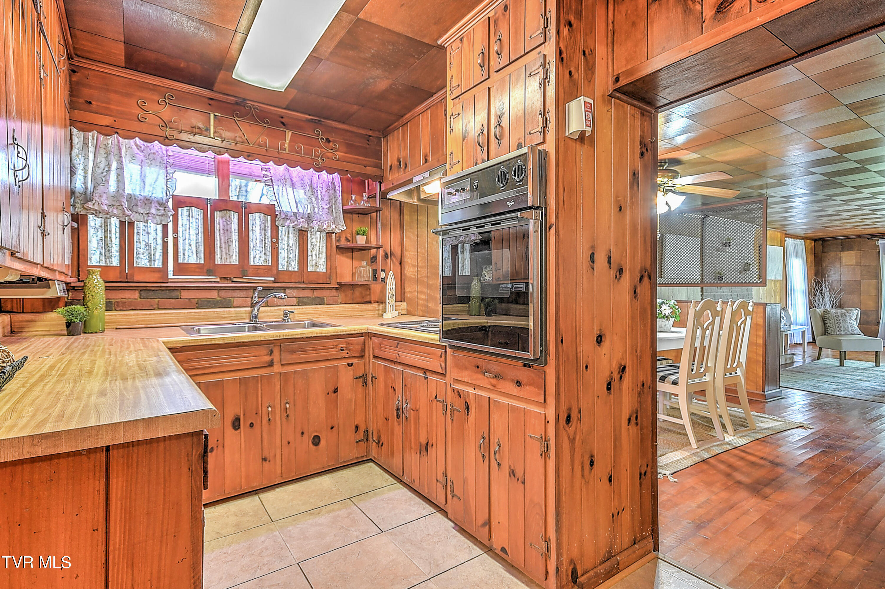 2638 Anderson Street, Bristol, Tennessee image 29